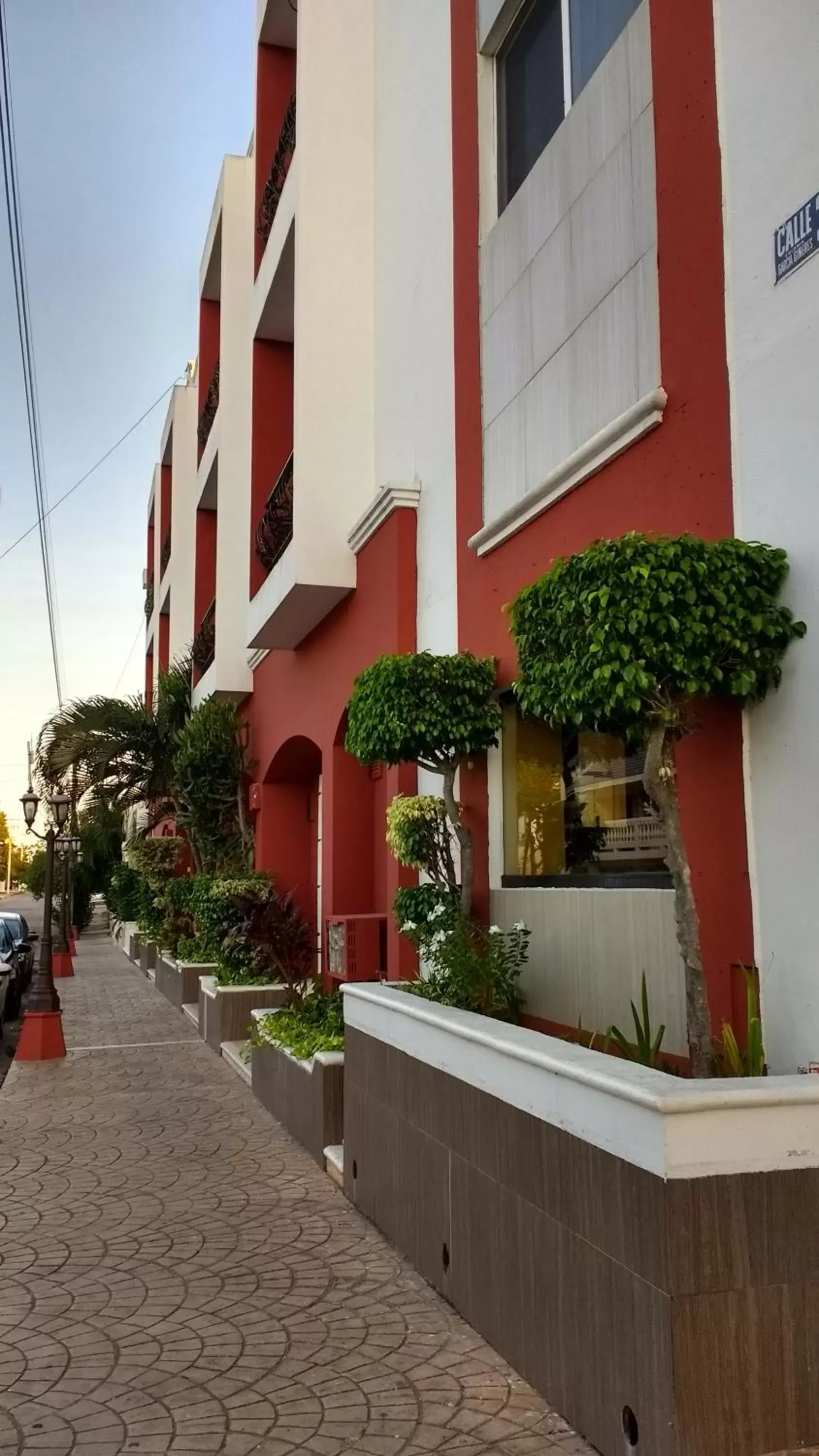 Street view, Patio/Outdoor Area in Suites Flamboyanes