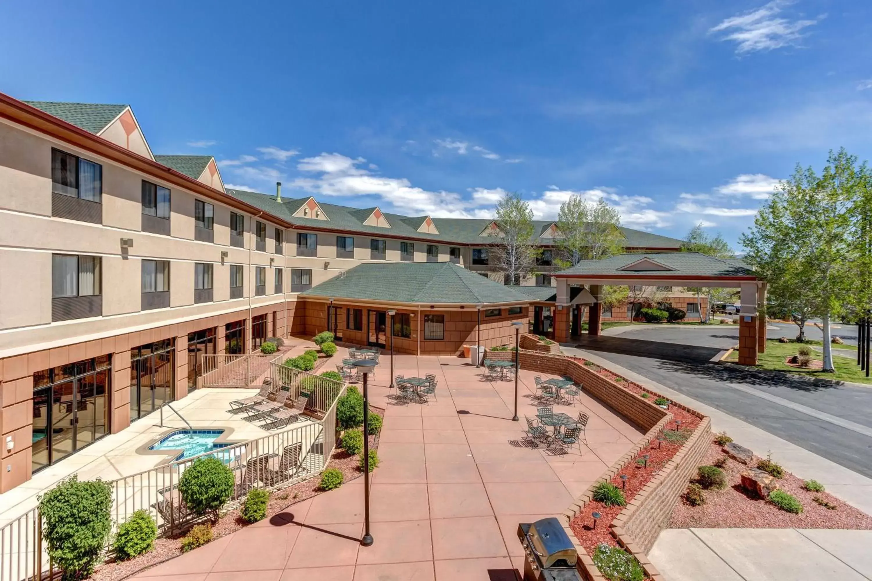 Property building, Swimming Pool in Holiday Inn Express Hotel & Suites Montrose - Black Canyon Area, an IHG Hotel