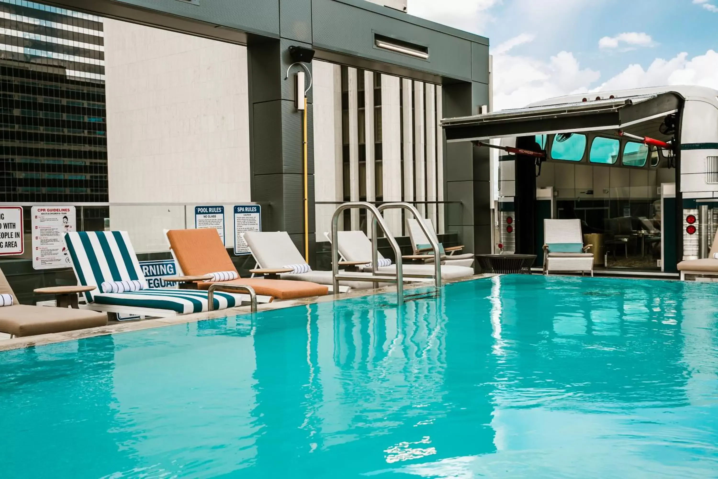 Swimming Pool in Bobby Hotel