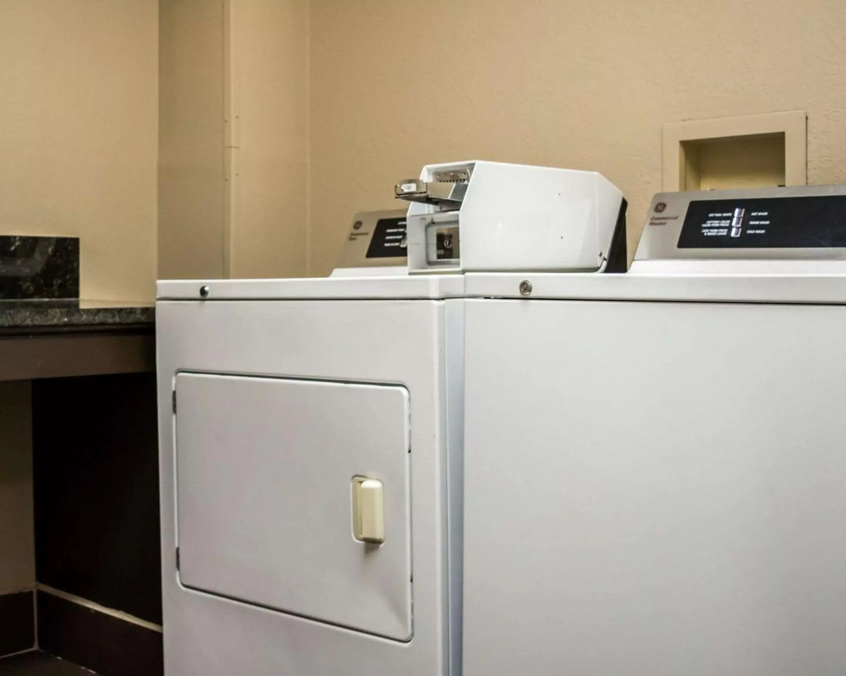 Other, Kitchen/Kitchenette in Comfort Suites Clearwater - Dunedin