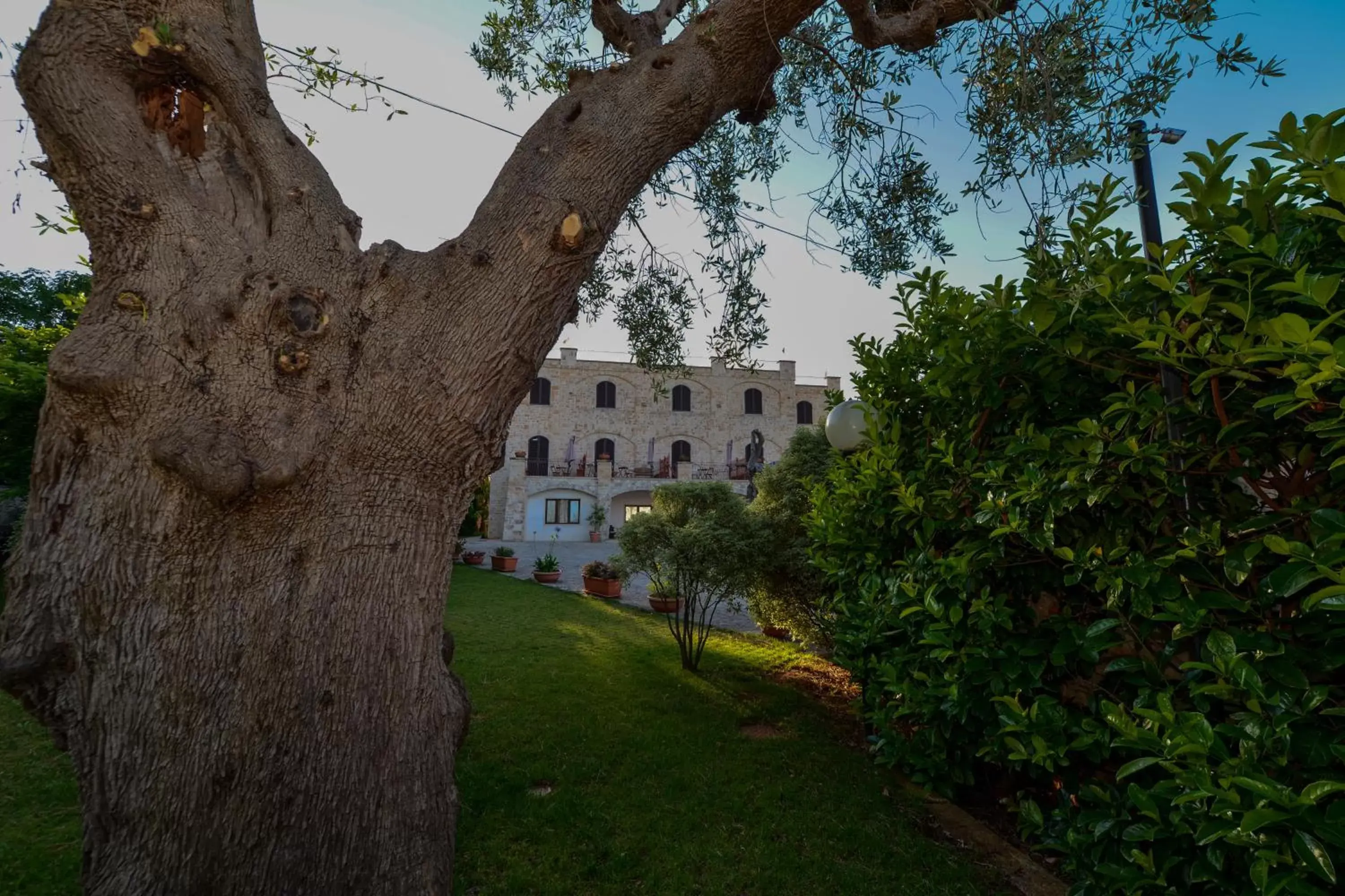Property building, Garden in Hotel Castel Miramonti
