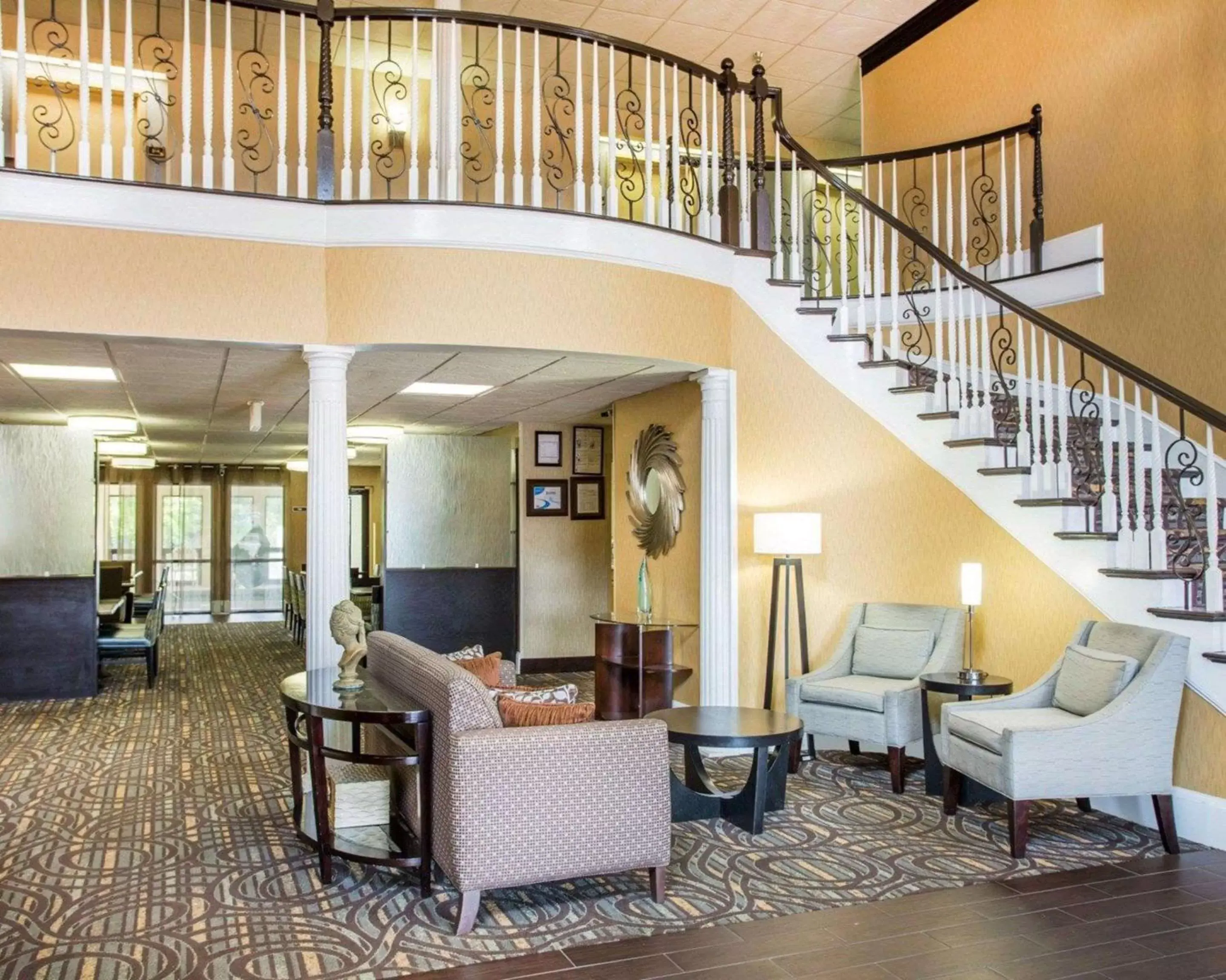 Lobby or reception, Lobby/Reception in Comfort Inn & Suites at Stone Mountain