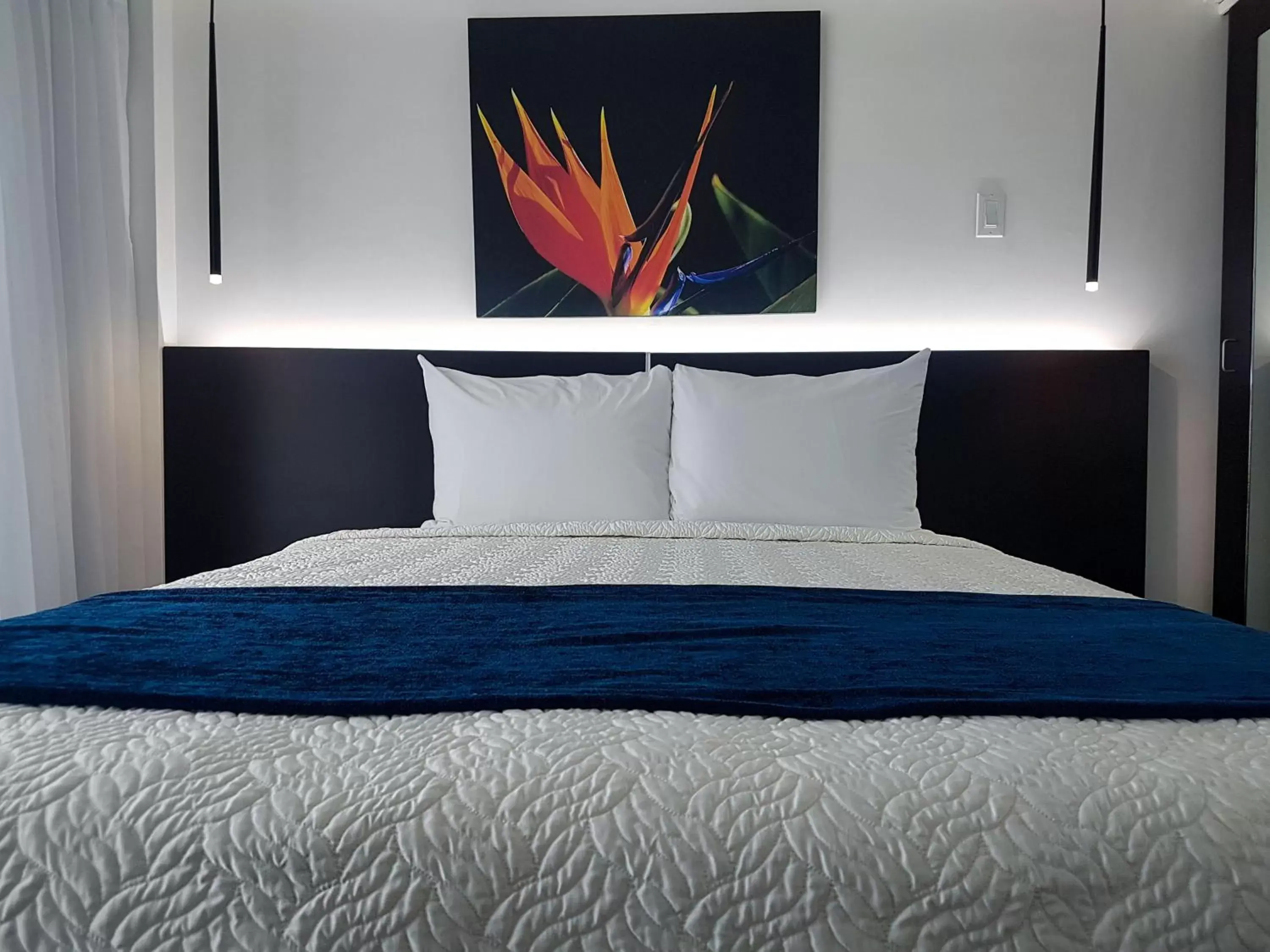 Bed in R Hotel Kingston Bed in R Hotel Kingston