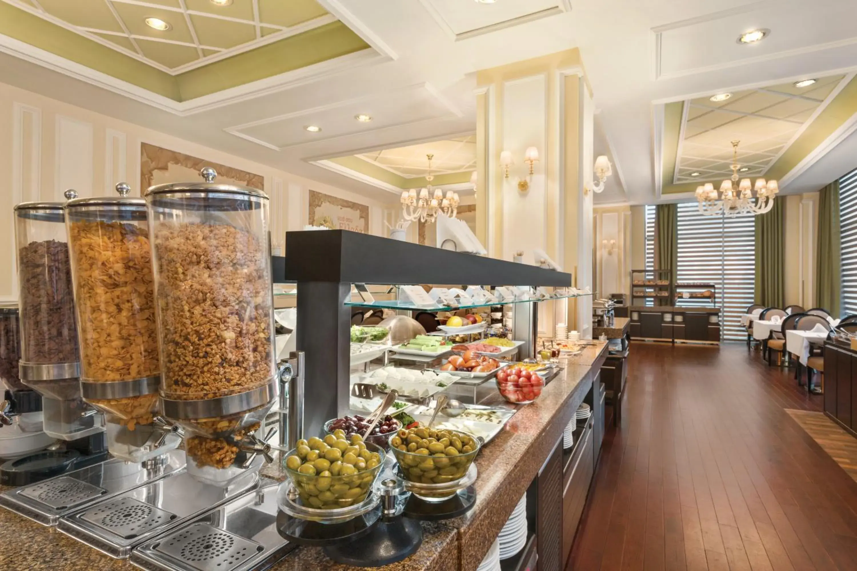 Restaurant/places to eat in Ramada Plaza by Wyndham Gevgelija Restaurant/places to eat in Ramada Plaza by Wyndham Gevgelija