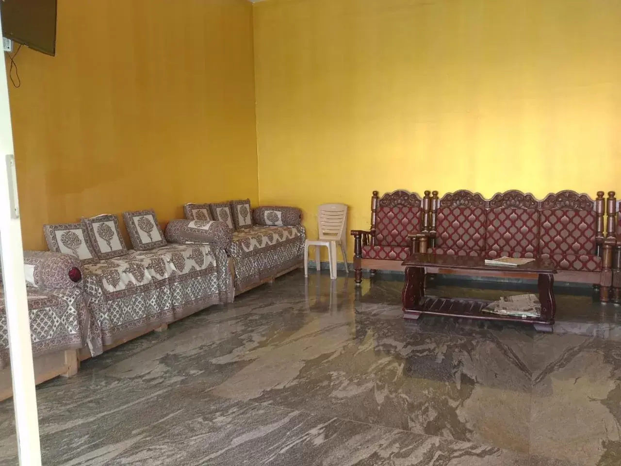 Lobby or reception, Seating Area in STAYMAKER Srinivasa Residency