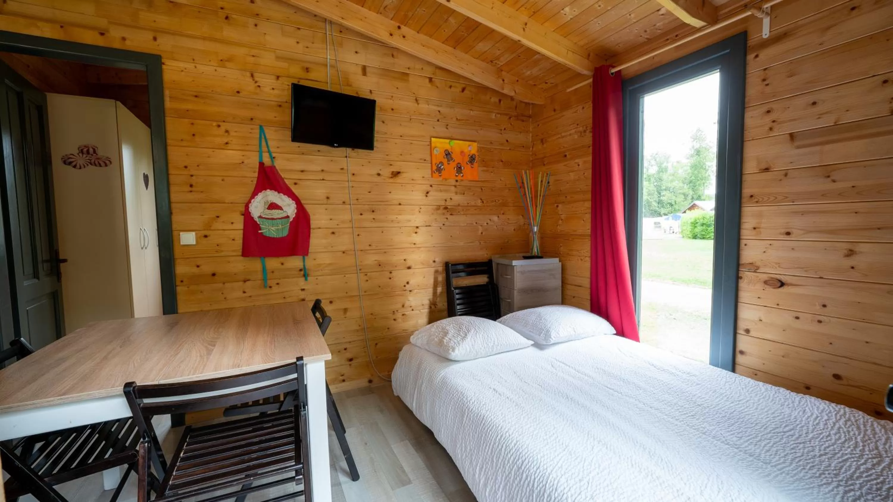 Bed in Le Village de la Champagne - Slowmoov