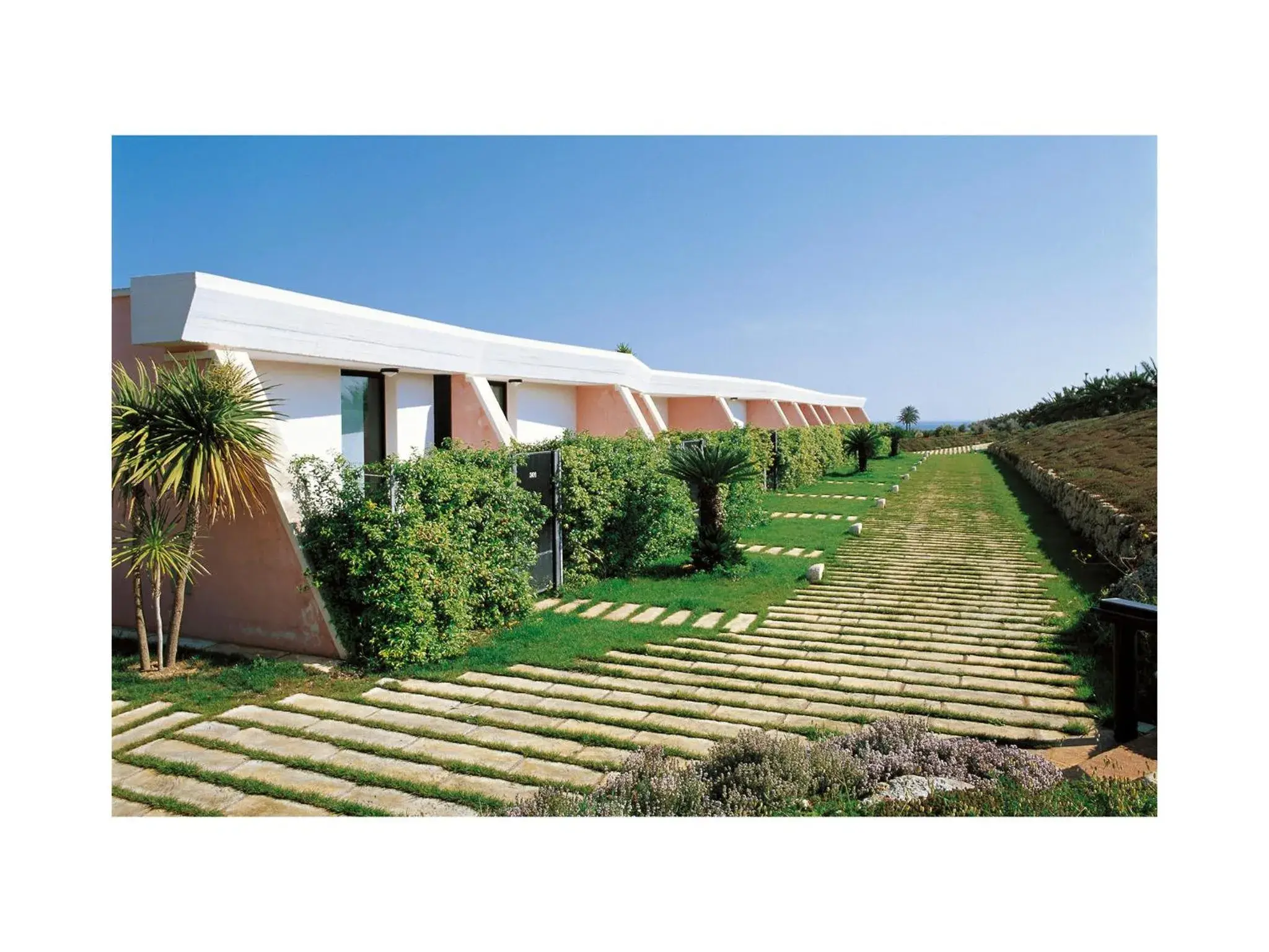 Garden, Property Building in Grand Hotel Masseria Santa Lucia