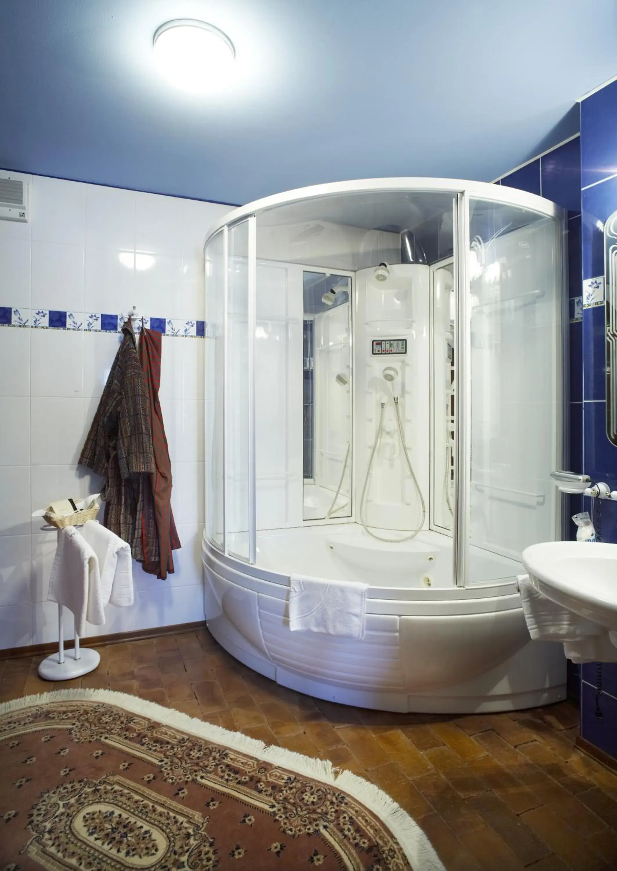 Bathroom in Hotel Royal Ricc