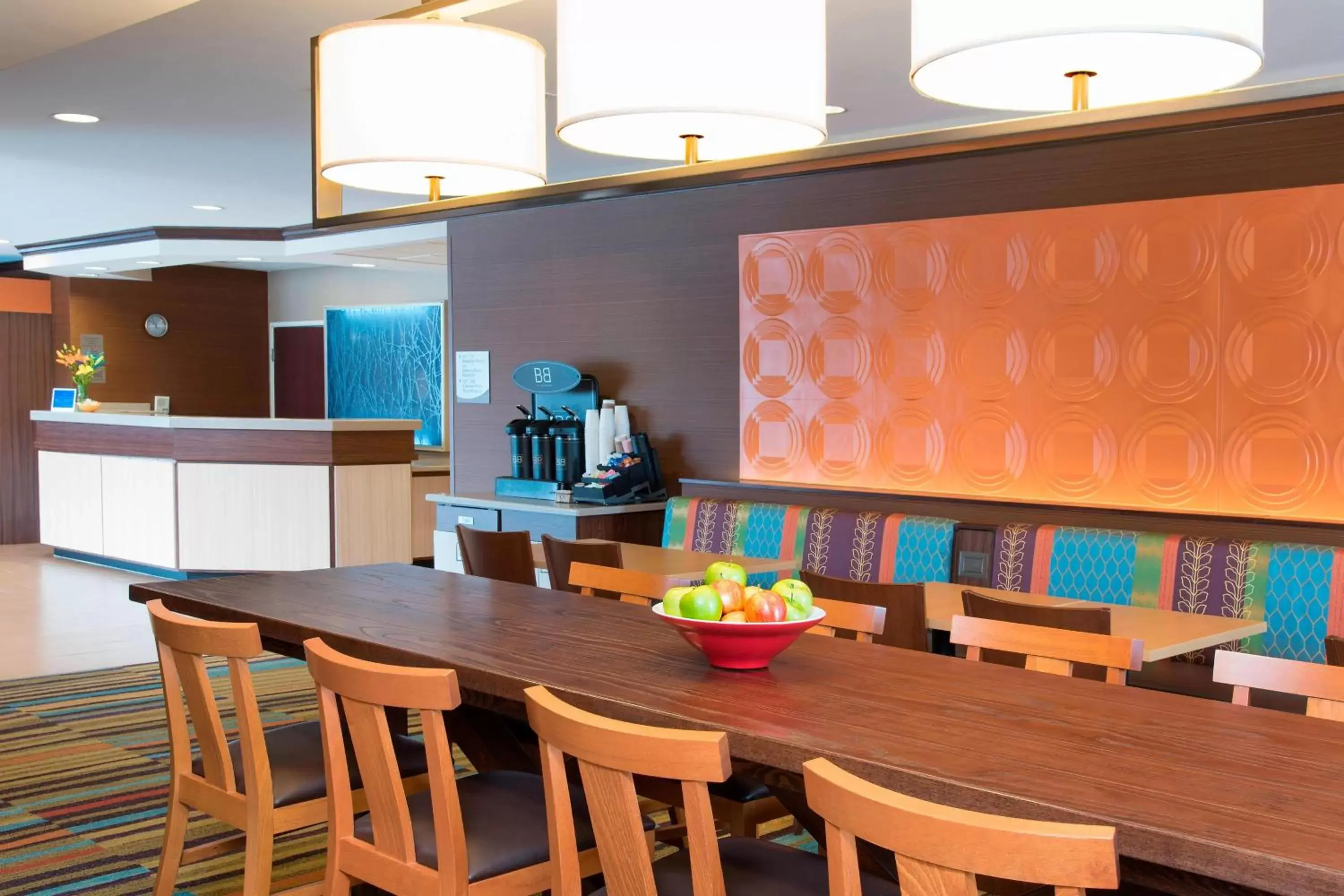 Lobby or reception in Fairfield Inn and Suites by Marriott Chicago St. Charles