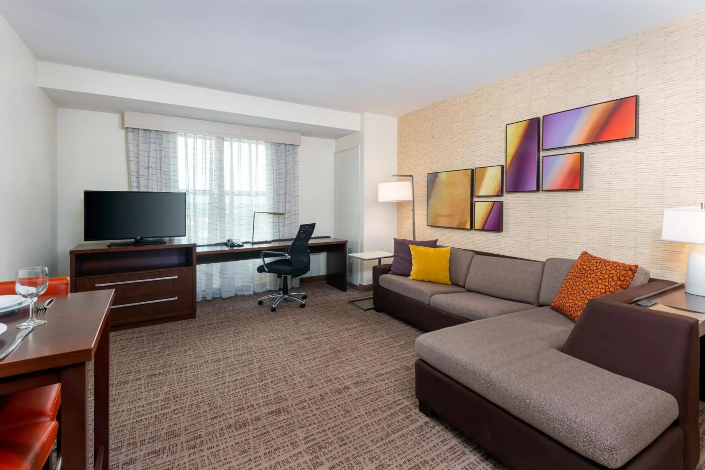 Living room, Seating Area in Residence Inn by Marriott Charlottesville Downtown