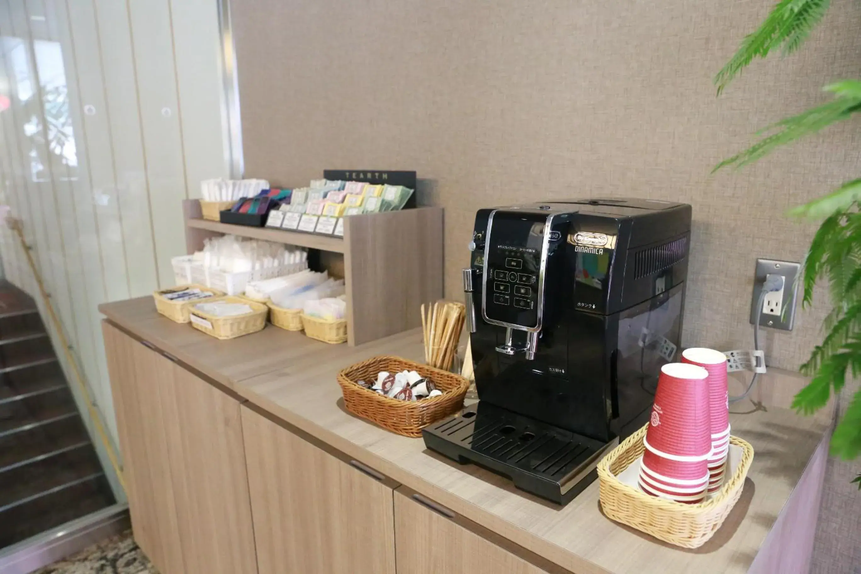 Coffee/tea facilities in Rose Stay Tokyo Shiba Park