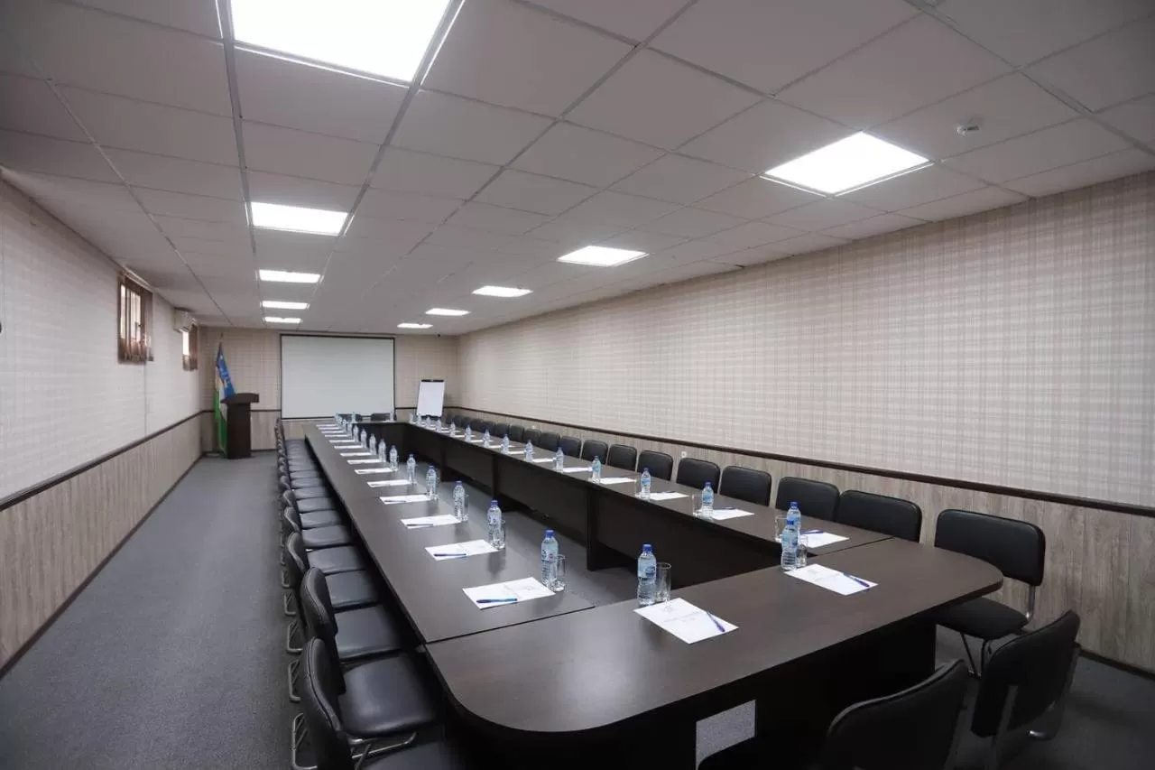 Meeting/conference room in Comfort Hotel