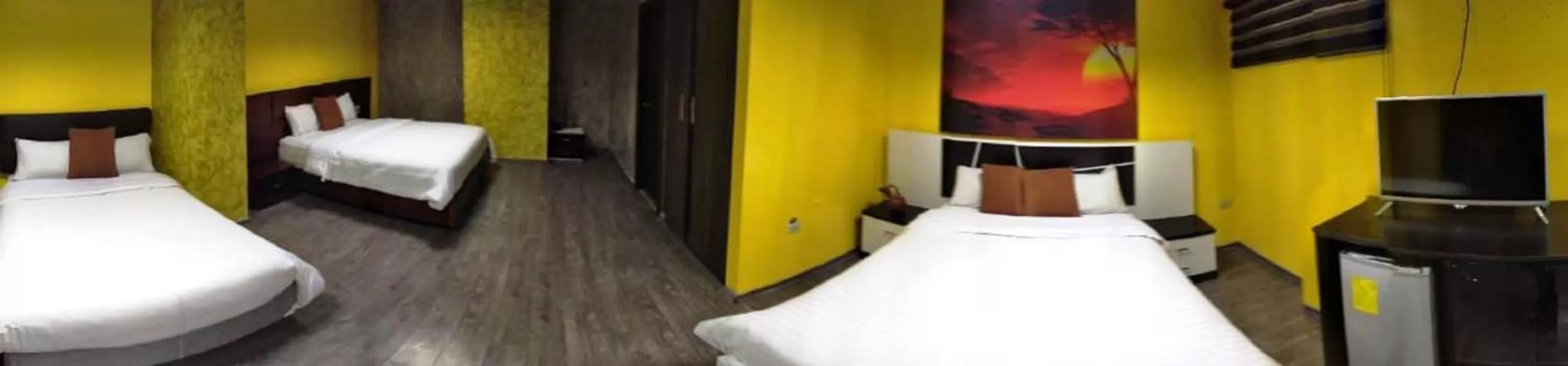 Bedroom, Bed in La Kapital Hotel