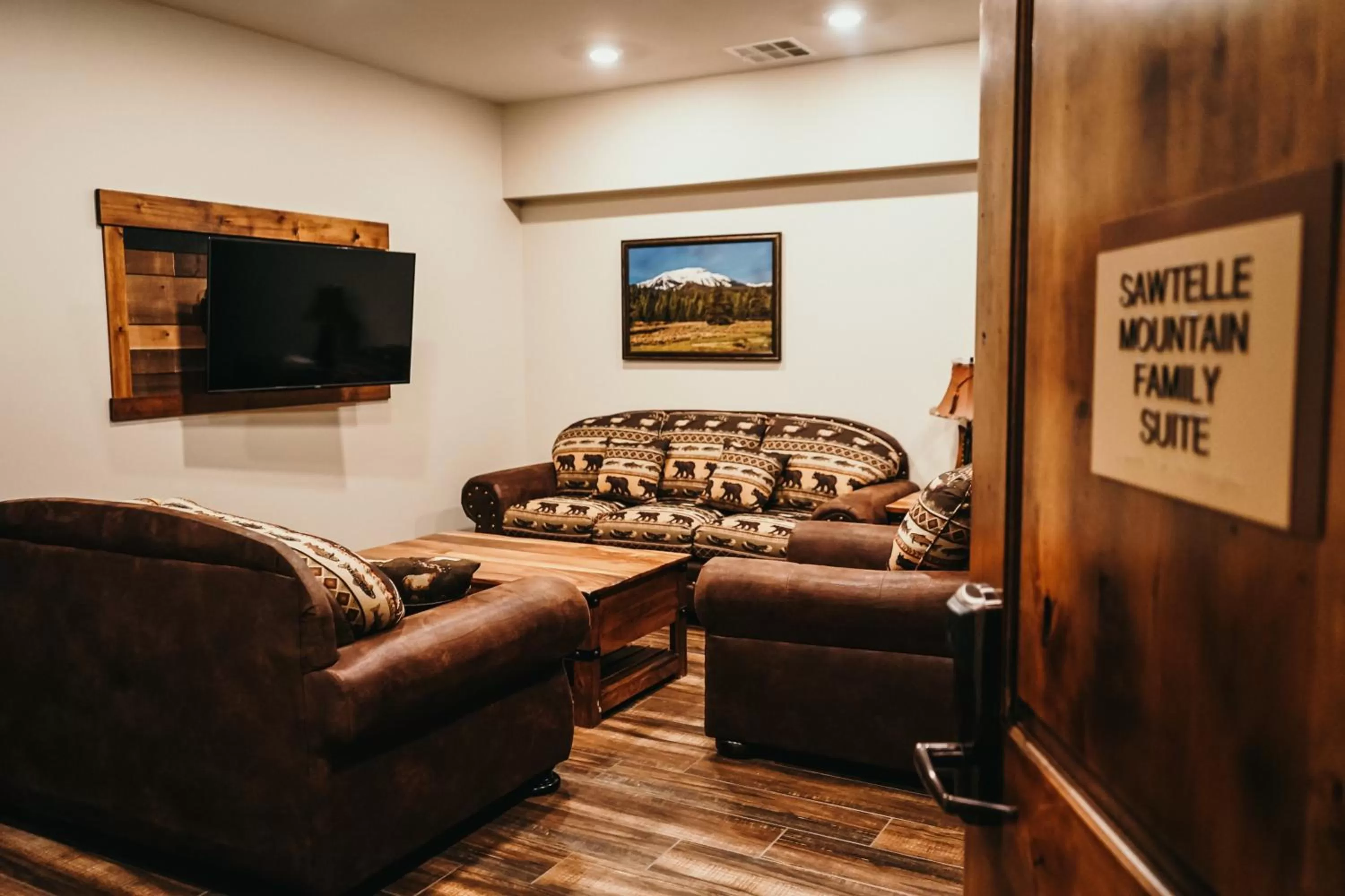 Family in Sawtelle Mountain Resort