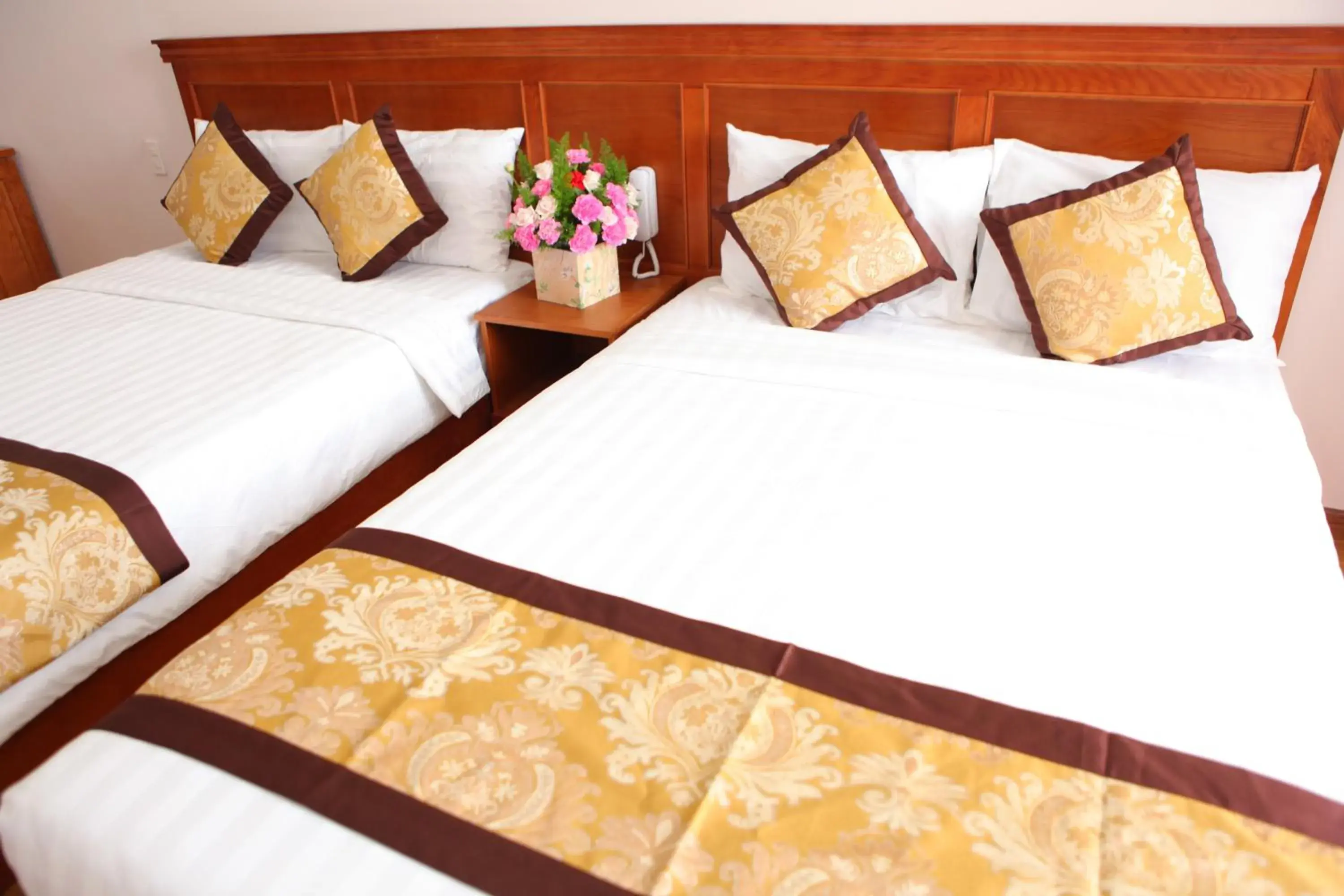 Bed in Hong Tung Hotel