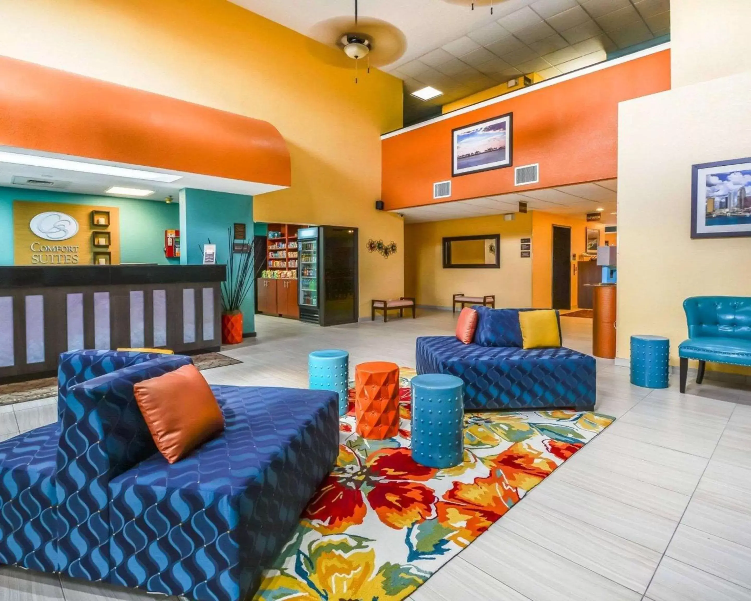 Lobby or reception in Comfort Suites Tampa/Brandon