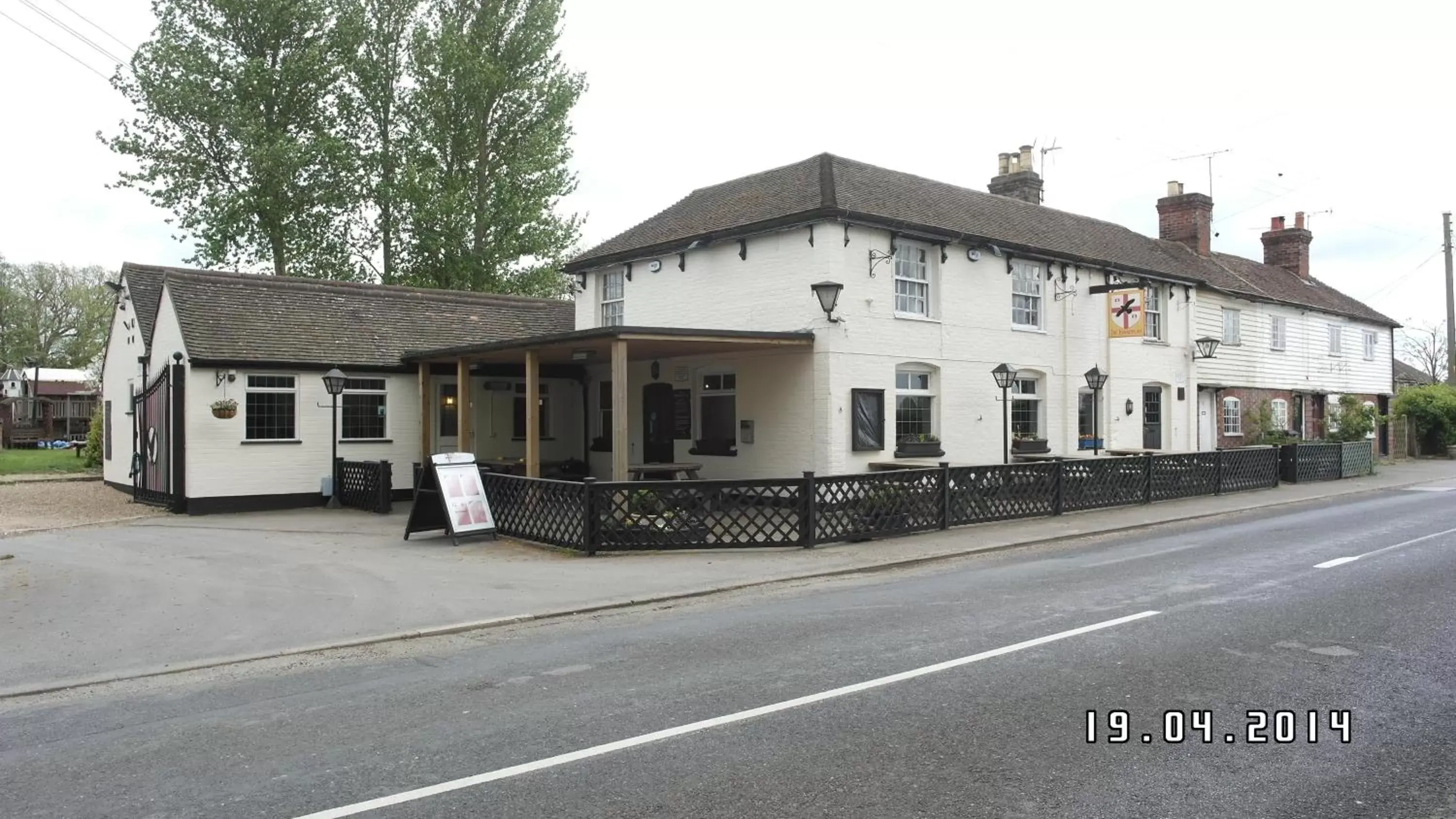 Facade/entrance, Property Building in The Hawkenbury