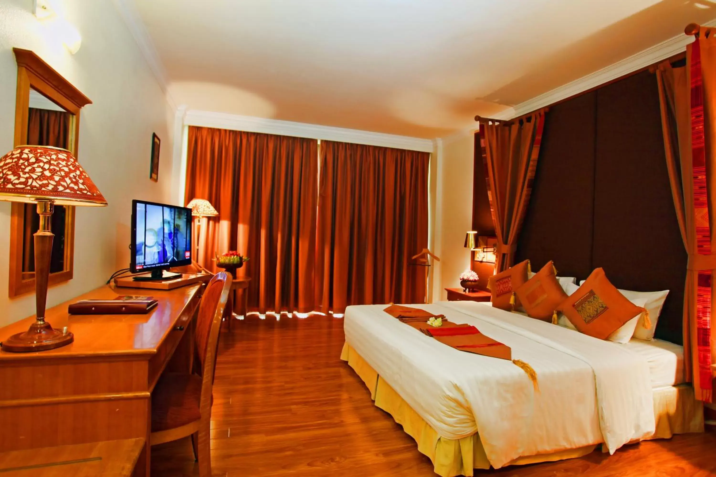 Bedroom, TV/Entertainment Center in Angkor Century Resort & Spa