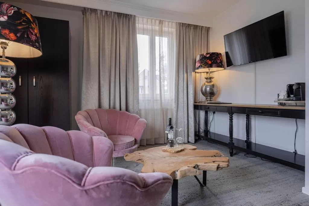 Lovely Wow Junior Suite in Boutique Hotel Slenaker Vallei - Buitengewoongenieten