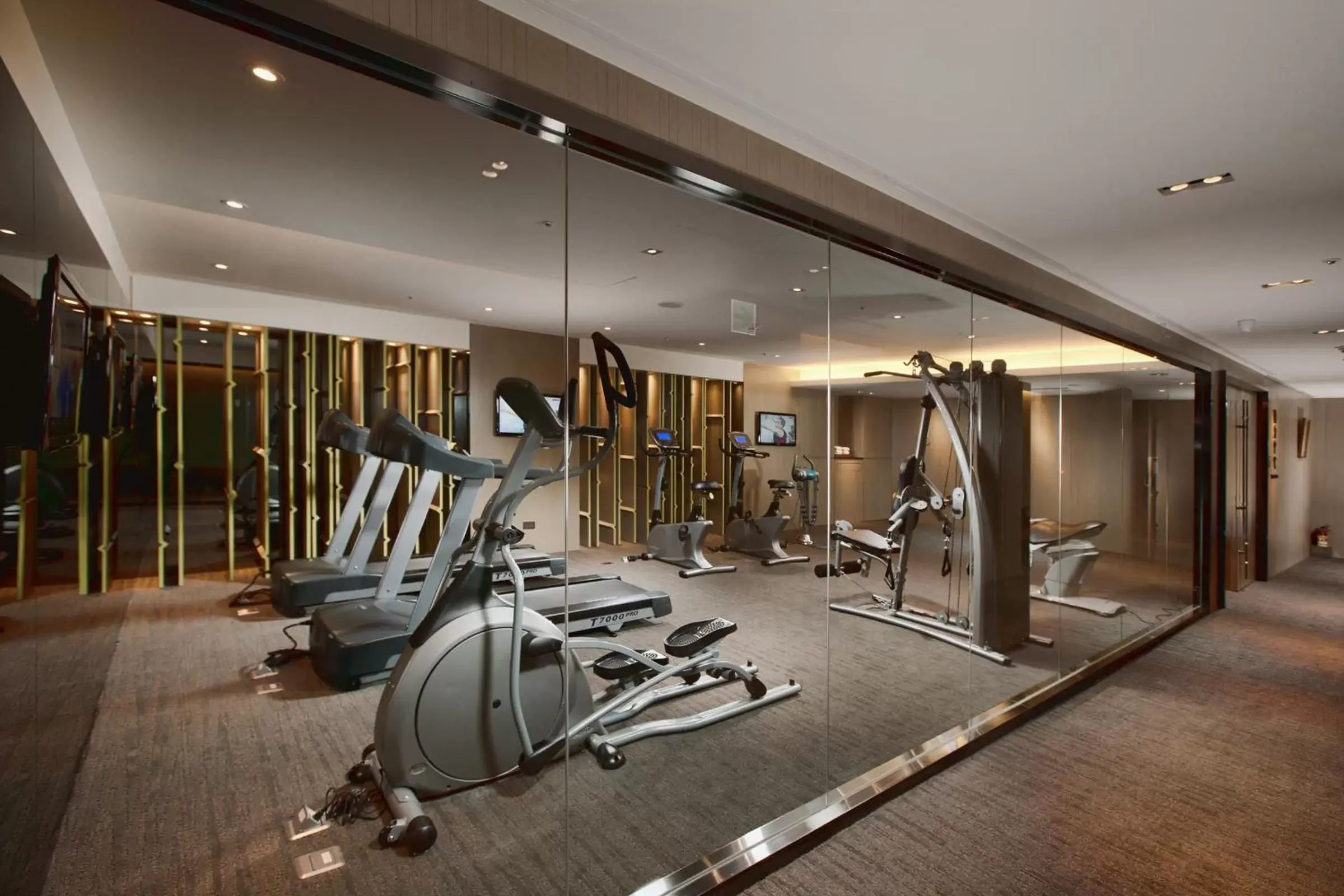 Fitness centre/facilities, Fitness Center/Facilities in Kaohsiung Chateau de Chine Hotel