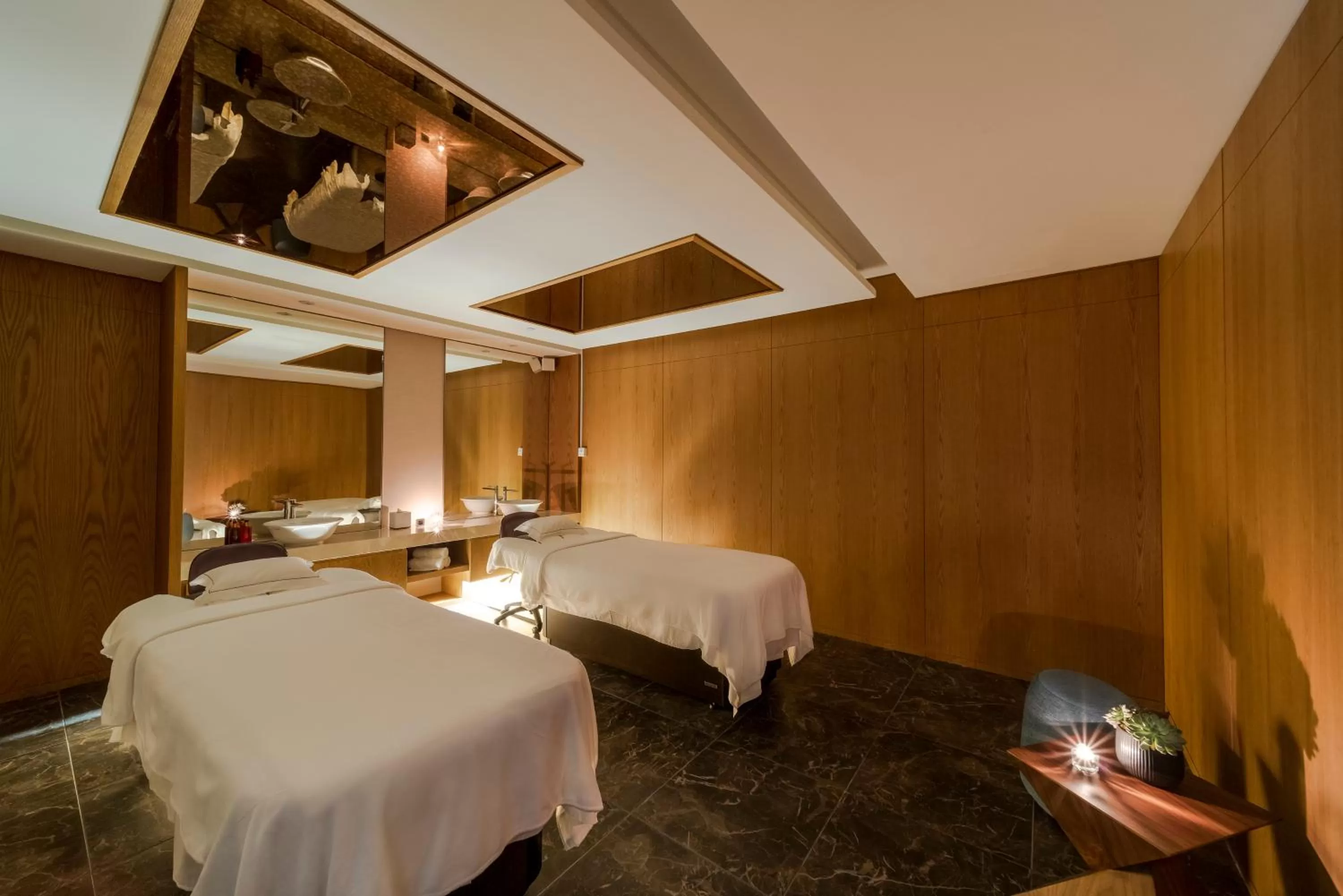 Spa and wellness centre/facilities, Bed in FIVE Jumeirah Village