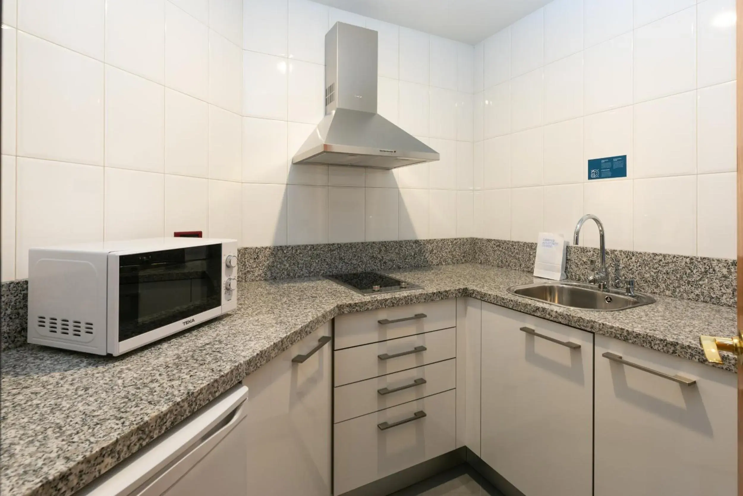 Kitchen or kitchenette, Kitchen/Kitchenette in Aparthotel Campus