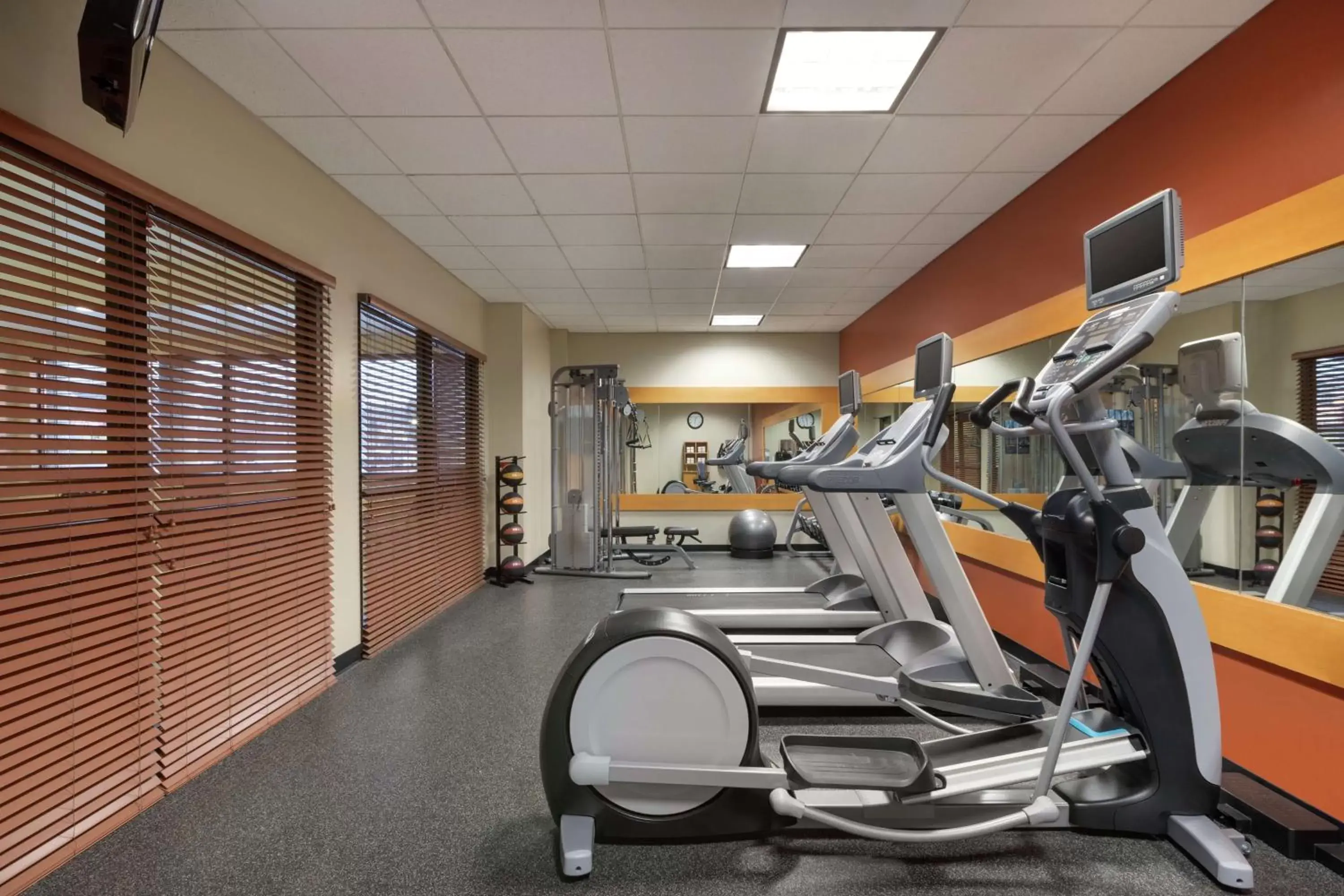 Fitness centre/facilities, Fitness Center/Facilities in Hilton Garden Inn Troy