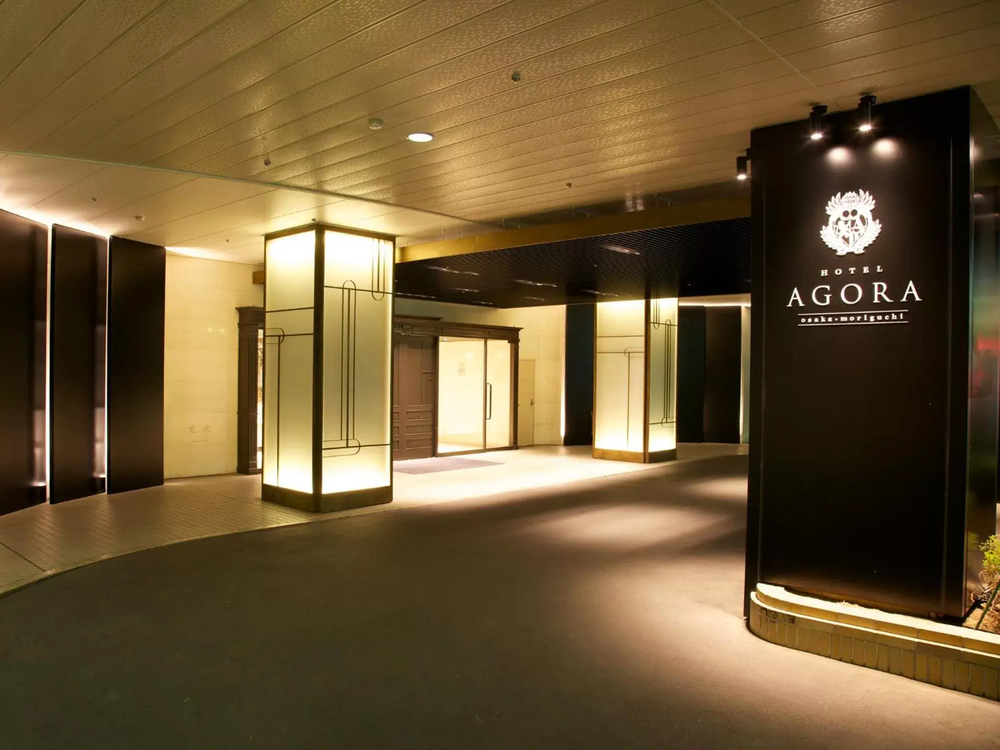 Facade/entrance in Hotel Agora Osaka Moriguchi