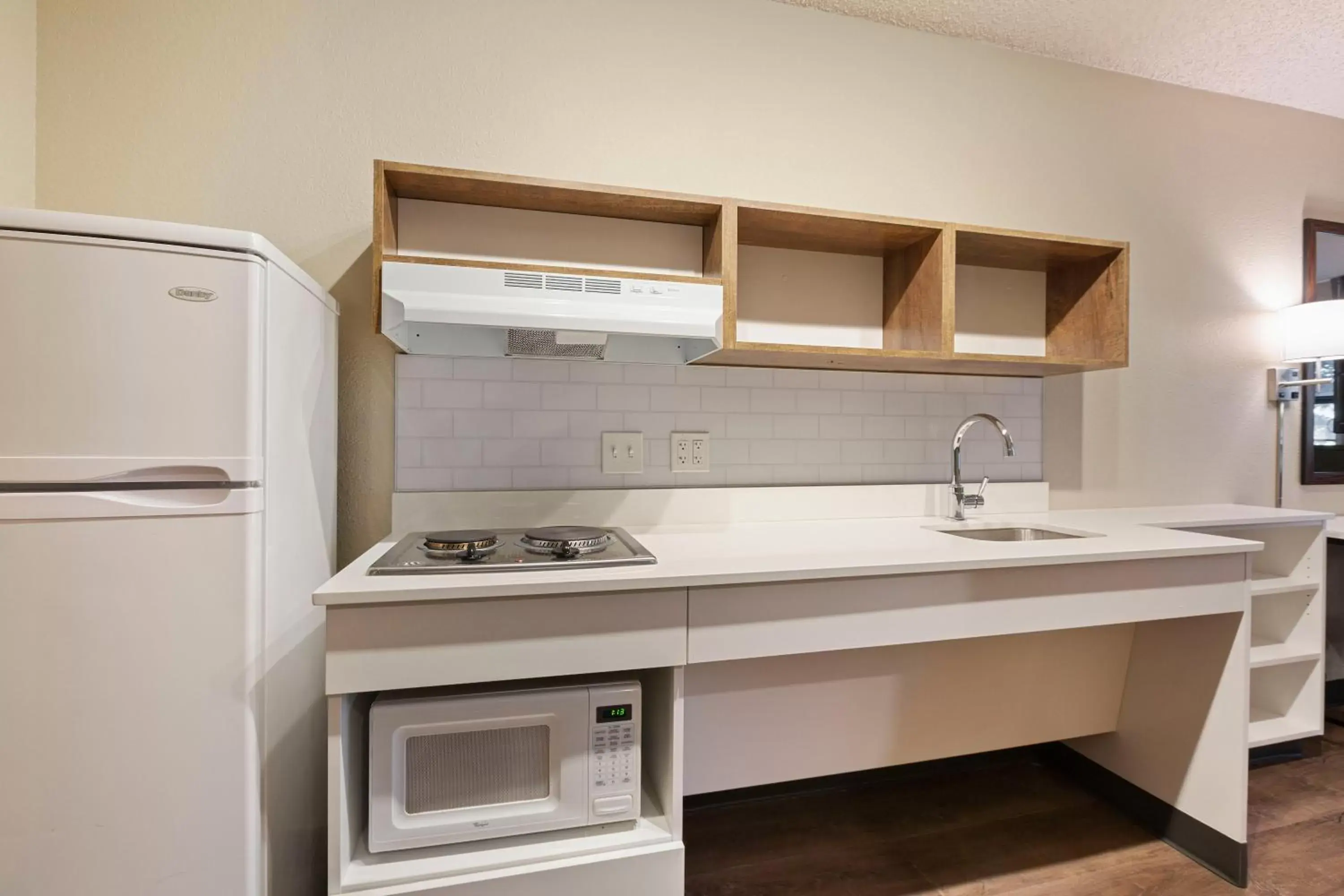 Kitchen or kitchenette, Kitchen/Kitchenette in Extended Stay America Premier Suites - Union City - Dyer St