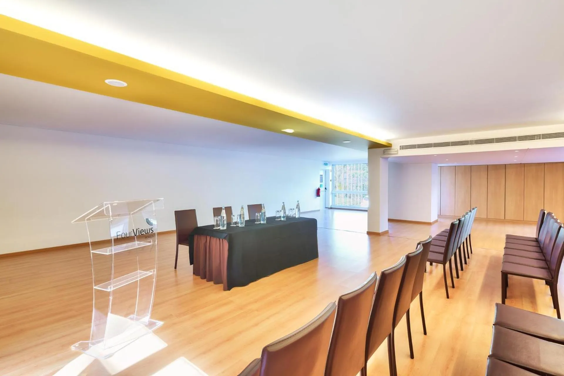 Meeting/conference room in The Views Oasis