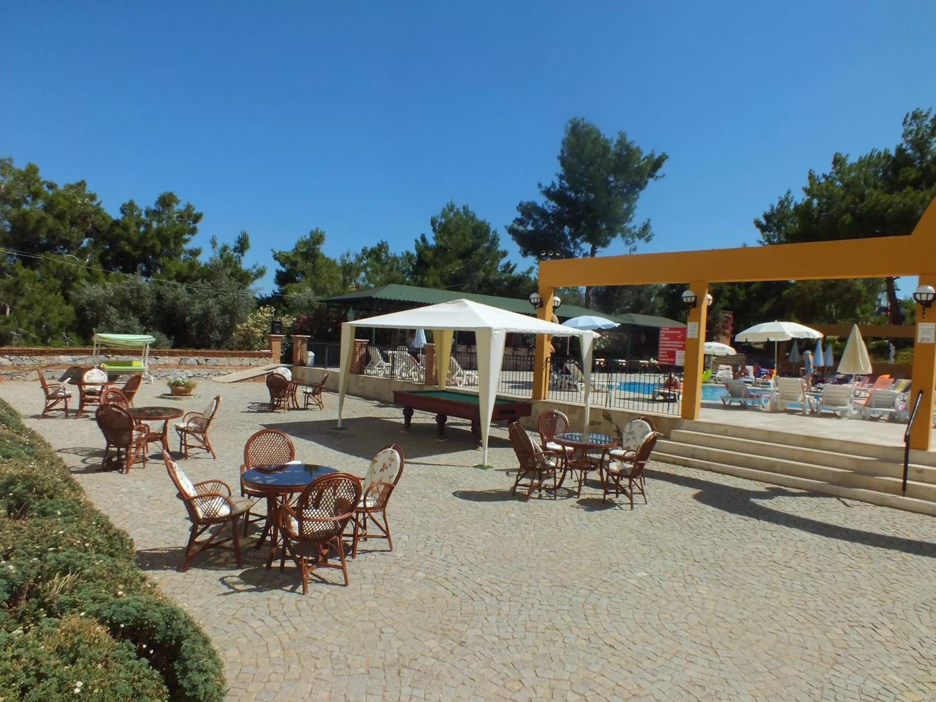 Facade/entrance in Tuntas Family Suites Kusadasi Facade/entrance in Tuntas Family Suites Kusadasi