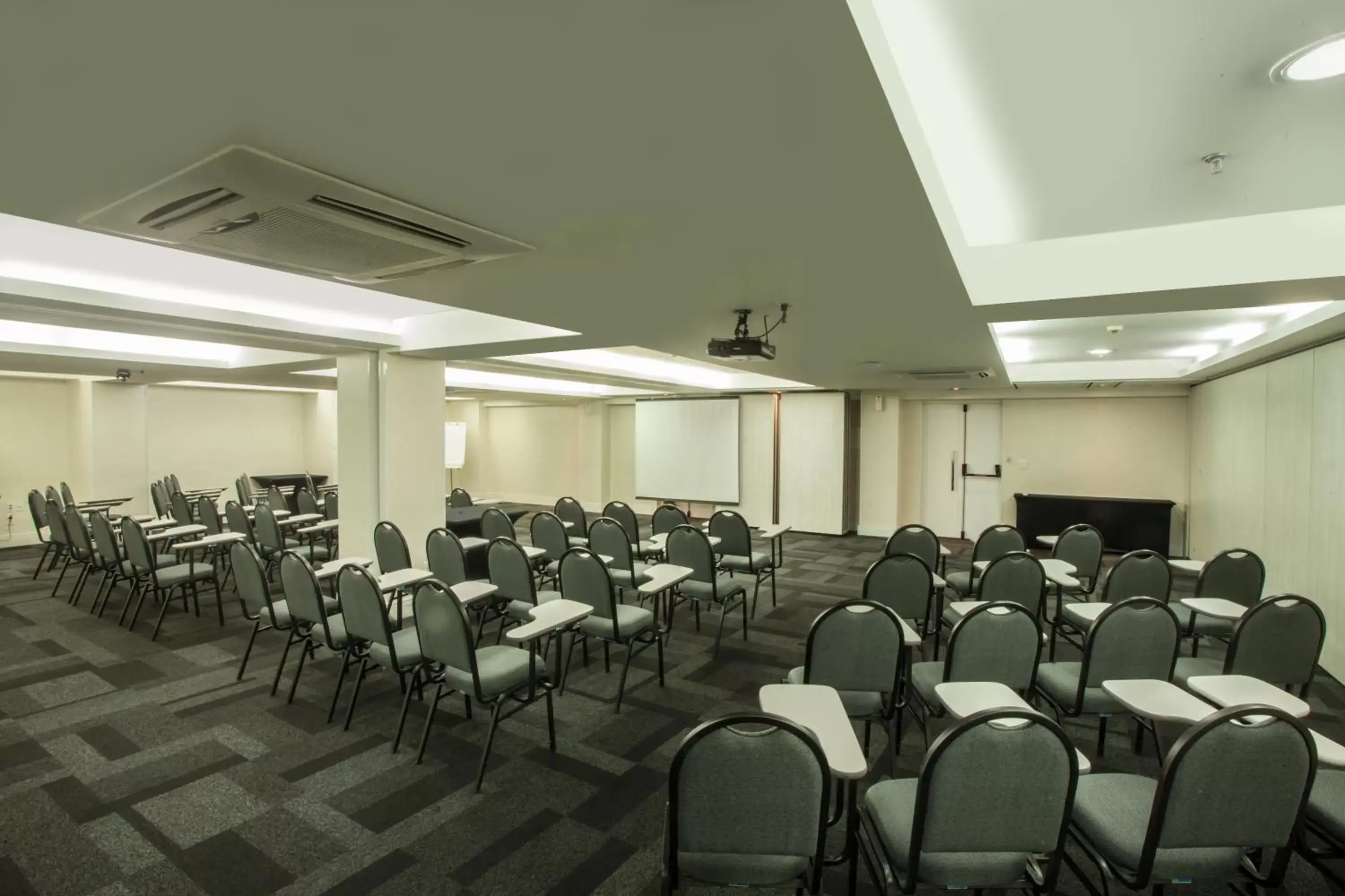 Meeting/conference room in Hotel WZ Jardins