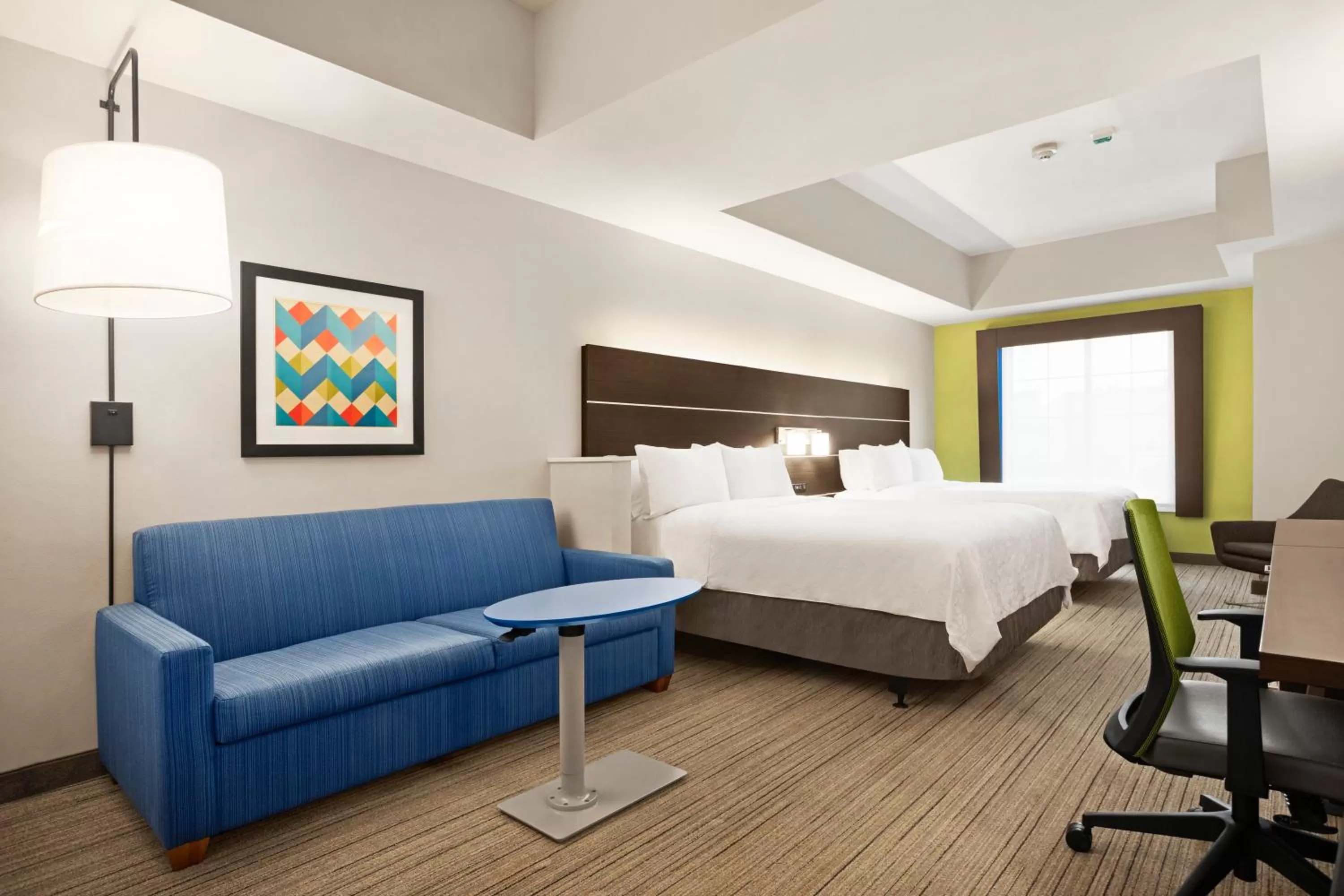 Photo of the whole room, Bed in Holiday Inn Express Hotel & Suites Durant by IHG