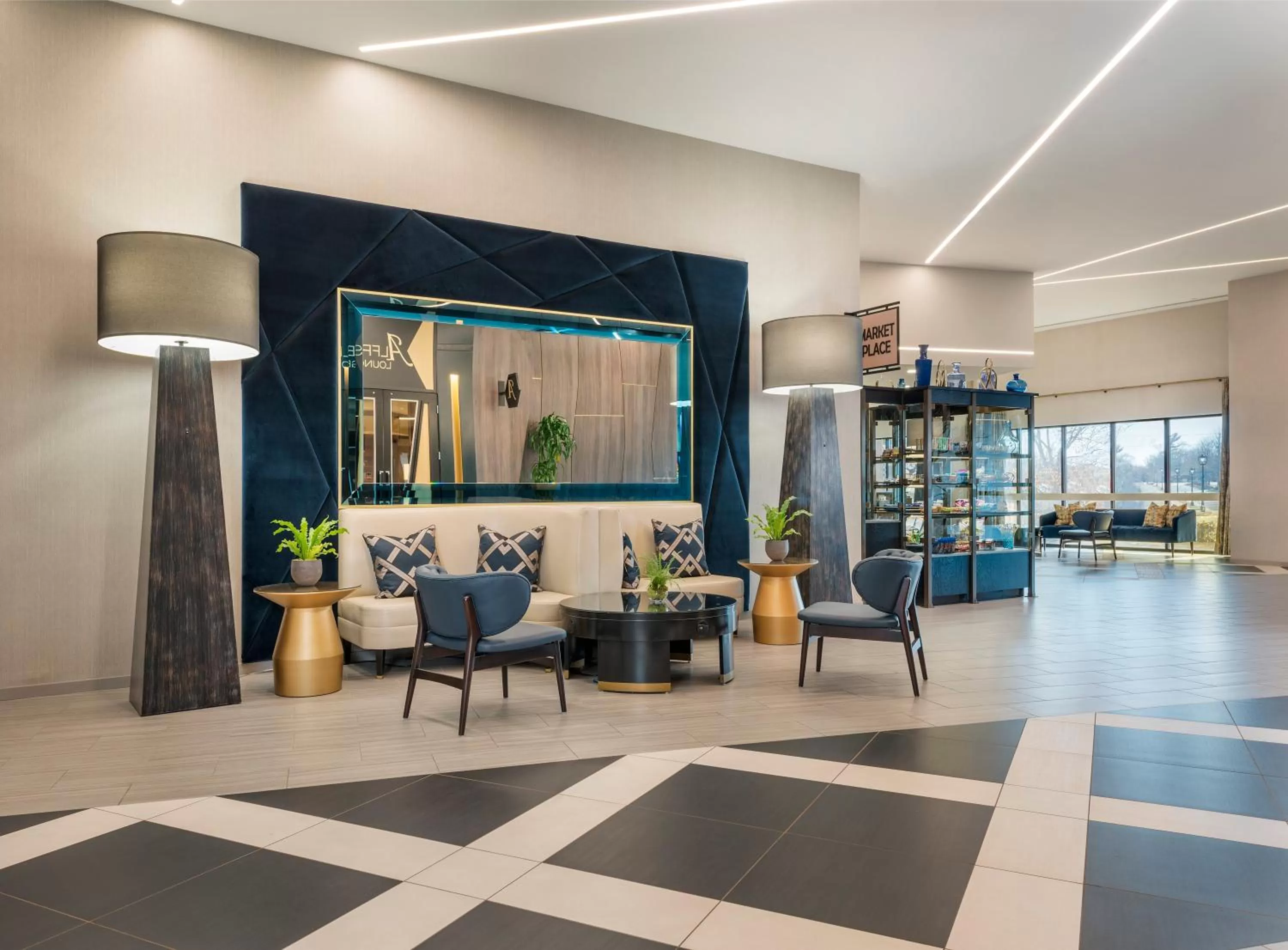 Property building in Crowne Plaza Providence-Warwick (Airport) by IHG