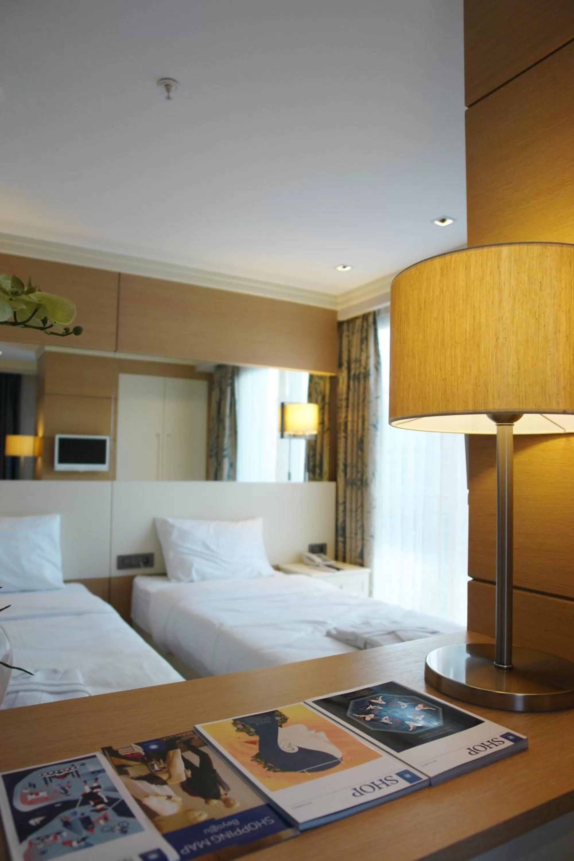 Bedroom, Bed in Hotel Le Mirage