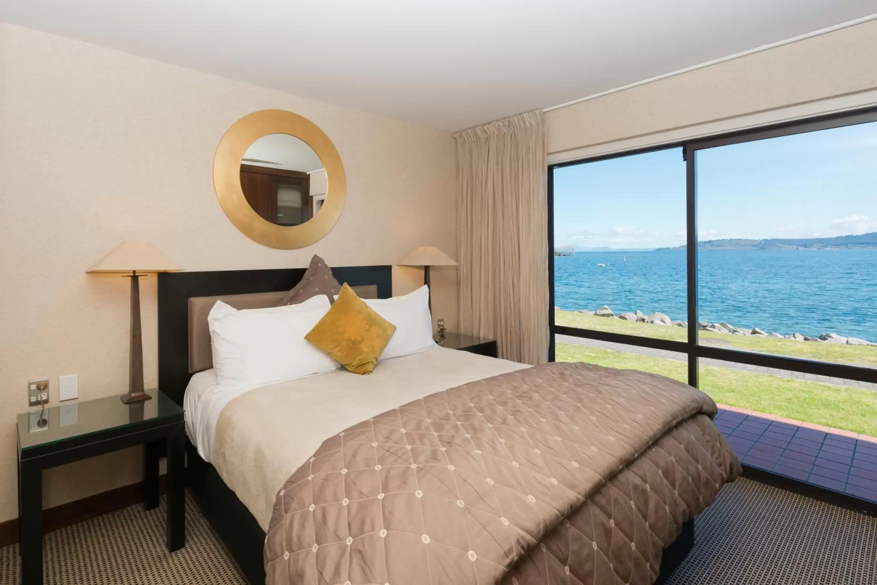 Bedroom in Millennium Hotel & Resort Manuels Taupo