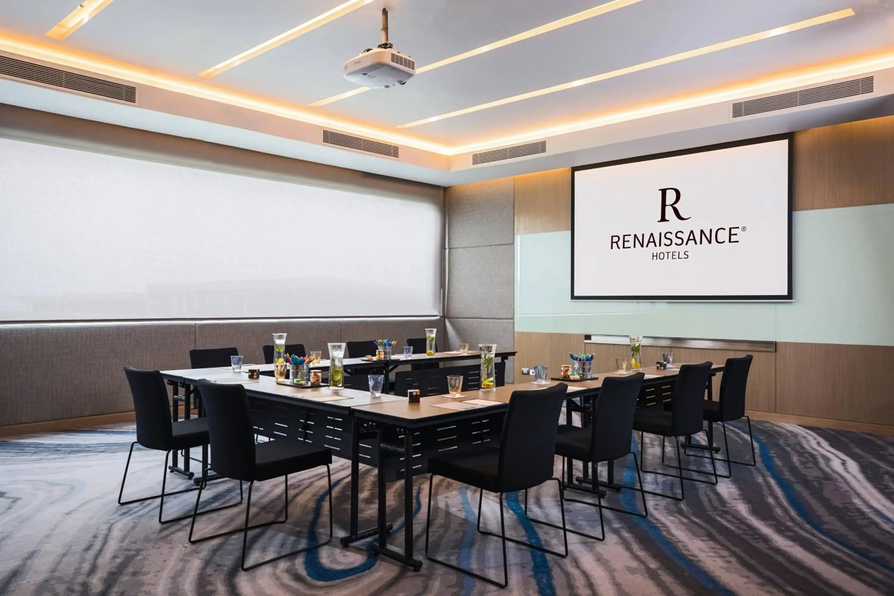 Meeting/conference room in Renaissance Pattaya Resort & Spa