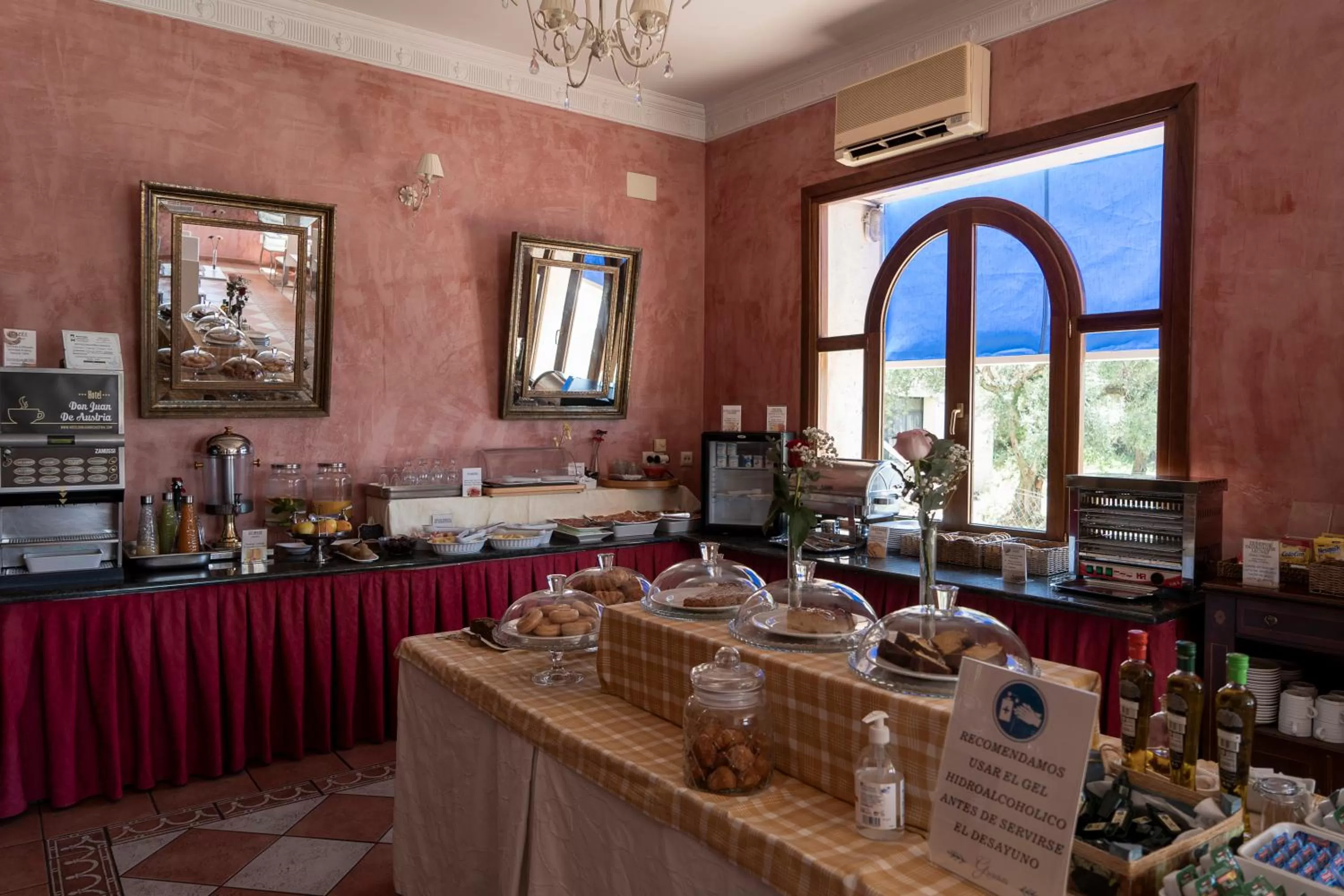 Breakfast in Hotel Rural Spa Don Juan de Austria