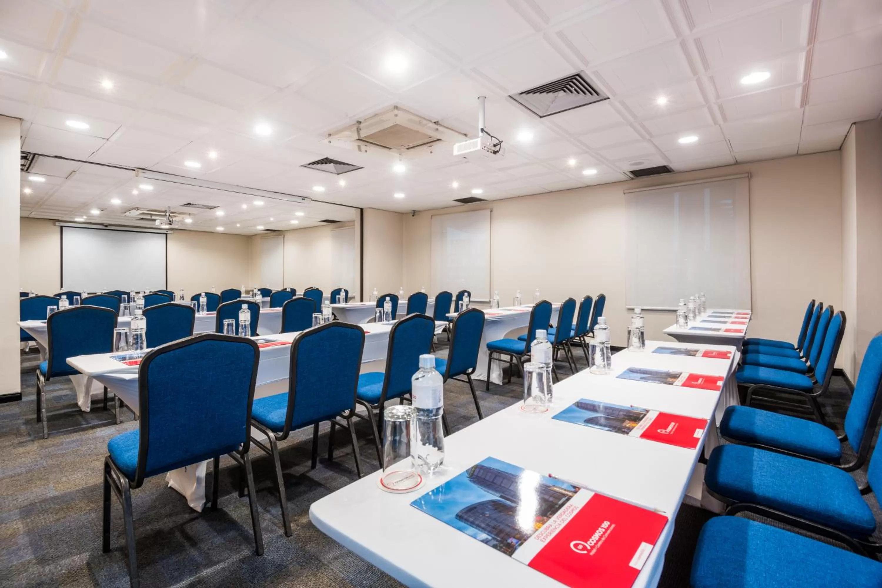 Business facilities in Cosmos 100 Hotel & Centro de Convenciones - Hoteles Cosmos