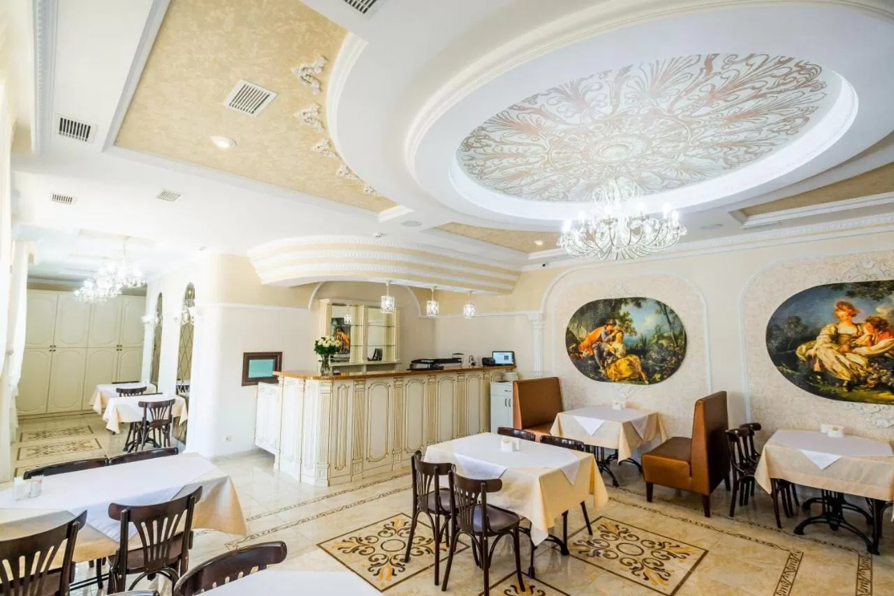 Restaurant/Places to Eat in Mon Plaisir