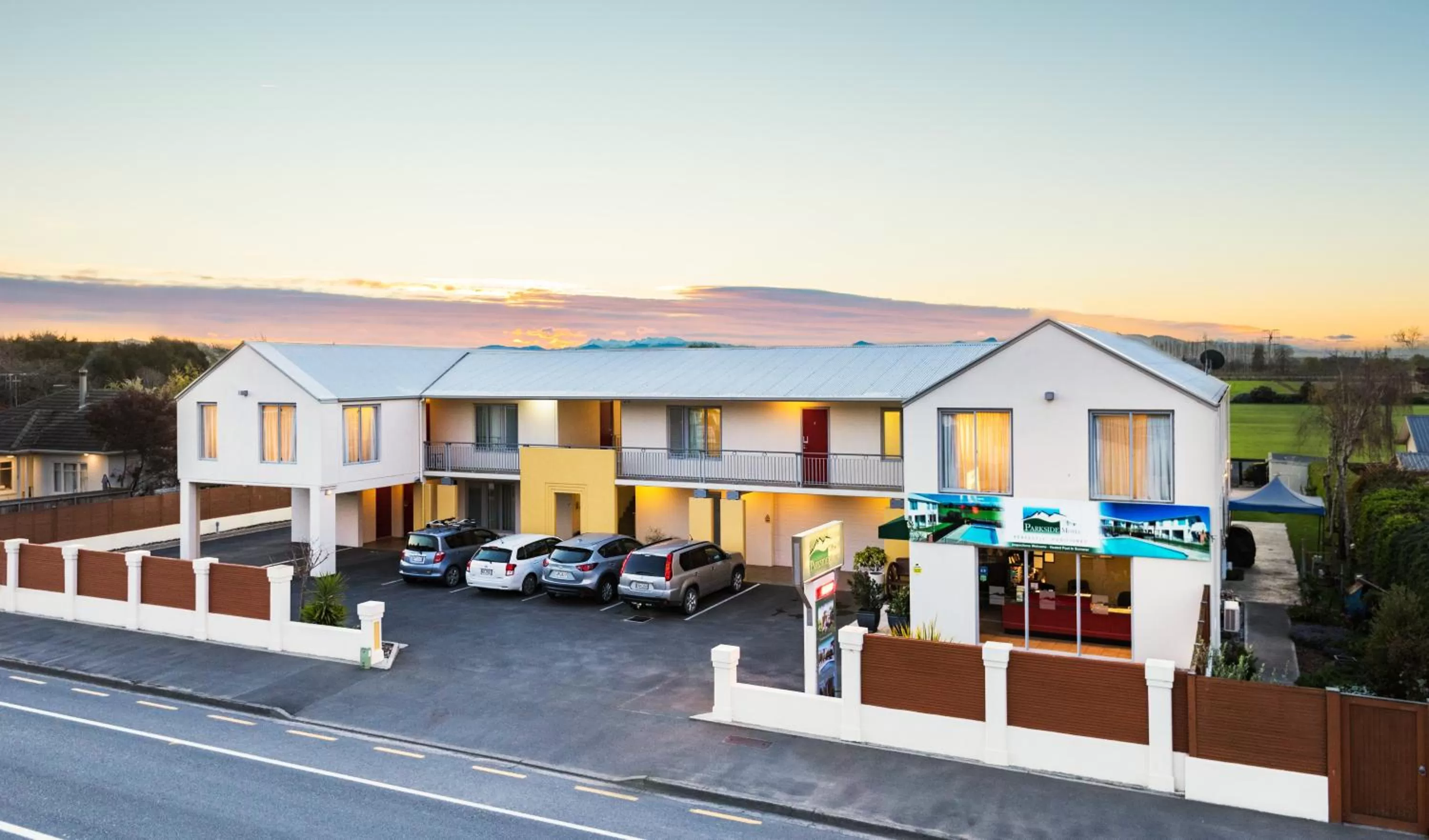 Facade/entrance in Parkside Motel