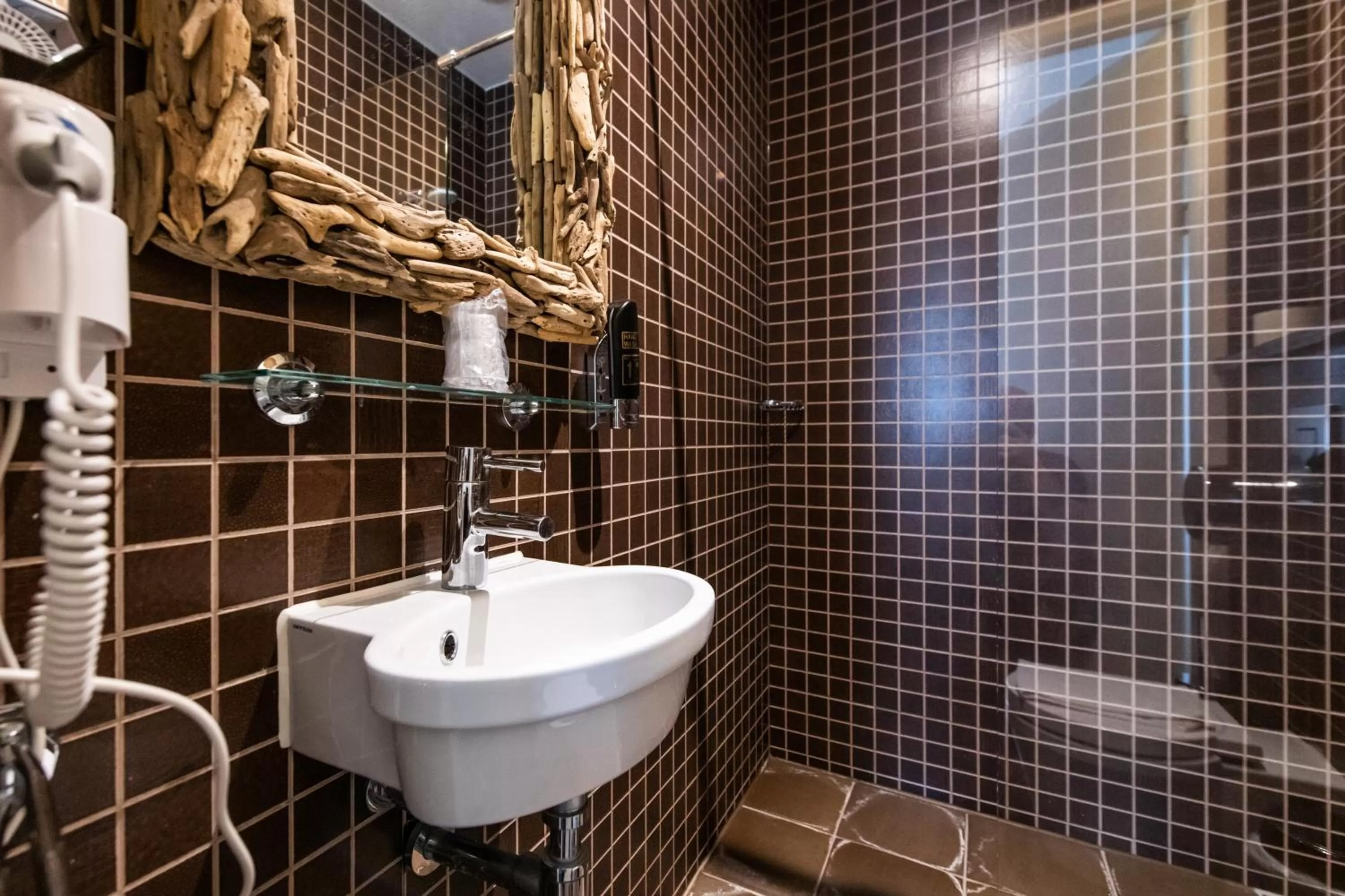 Bathroom in Acostar Hotel