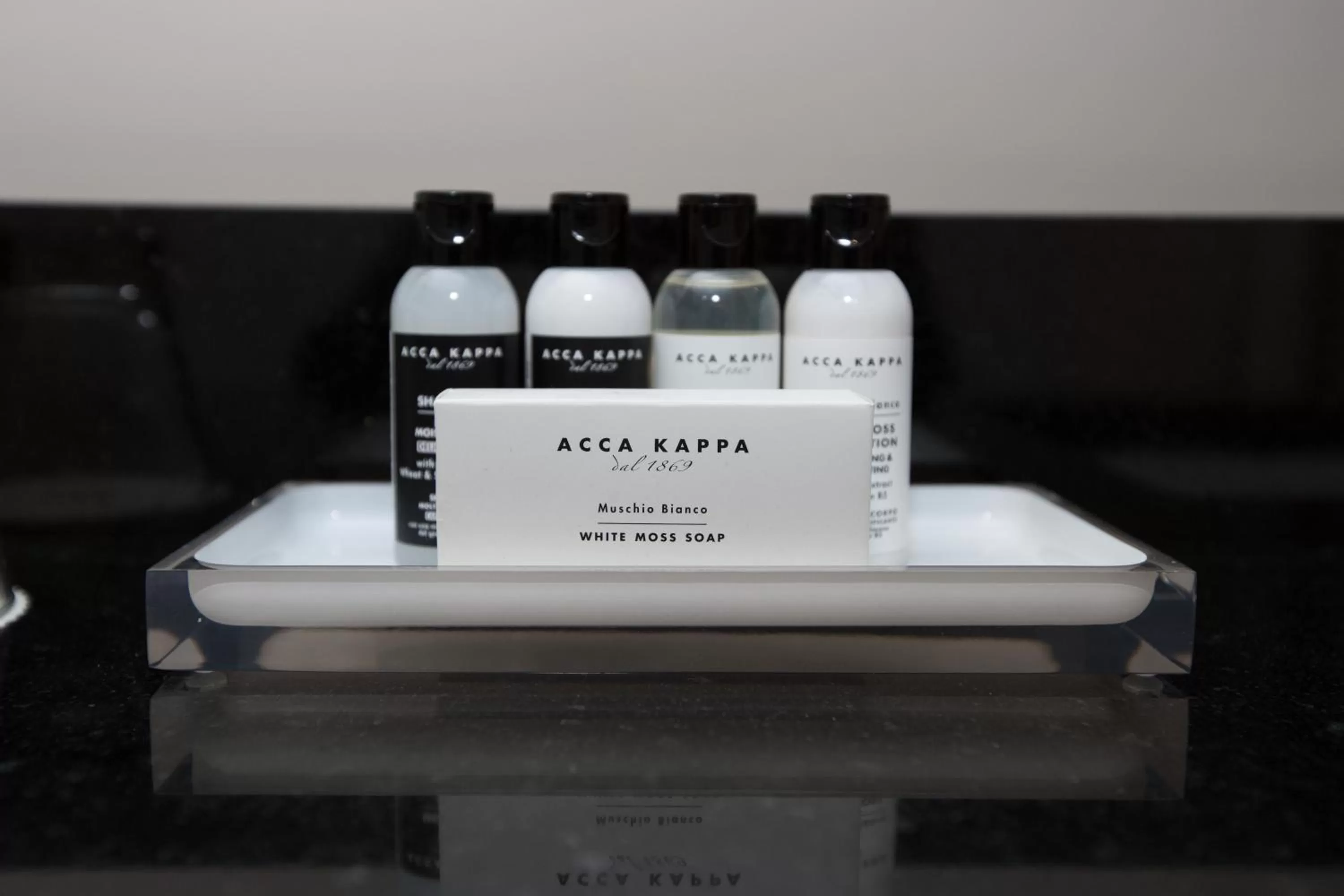 Decorative detail in Executive Hotel Le Soleil New York