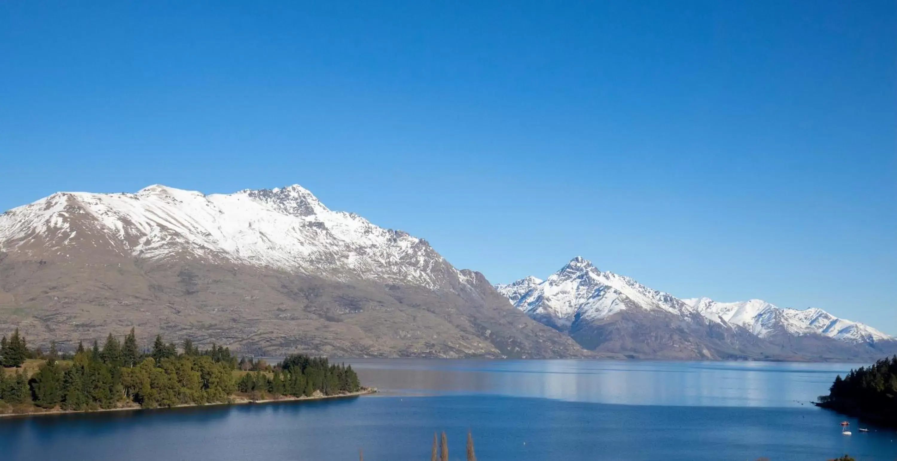Natural landscape in Copthorne Hotel & Apartments Queenstown Lakeview