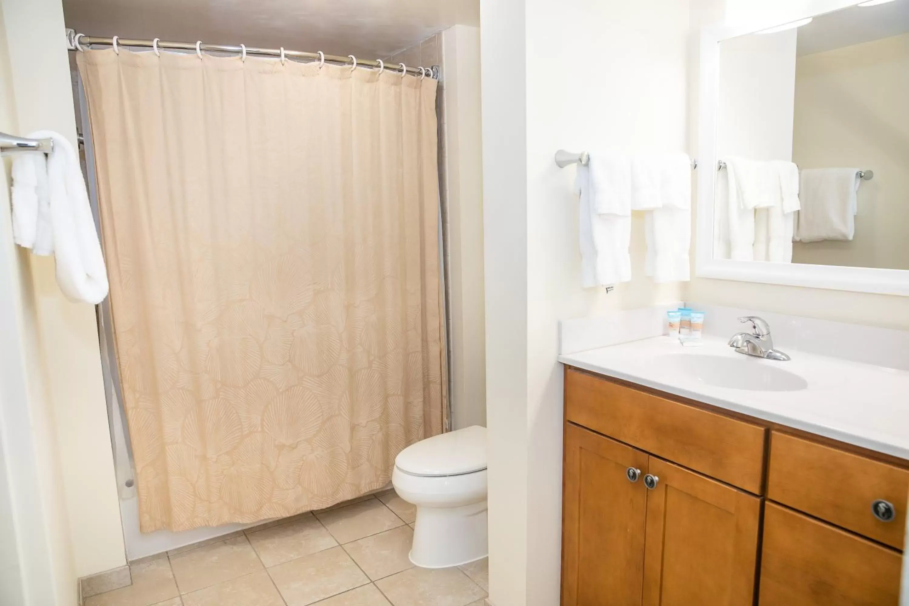 Shower, Bathroom in The Sea Ranch Resort