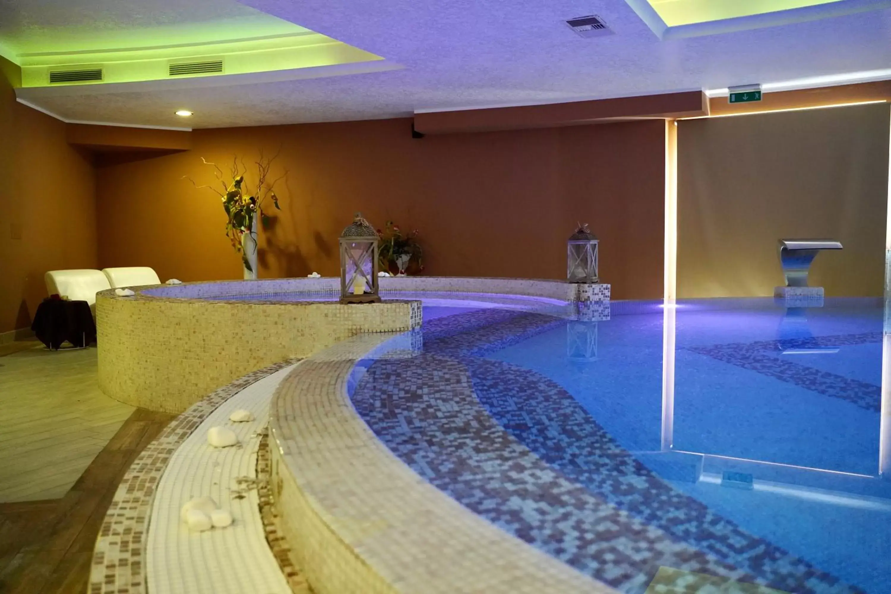 Sauna, Swimming Pool in Hotel Roscianum Welness SPA