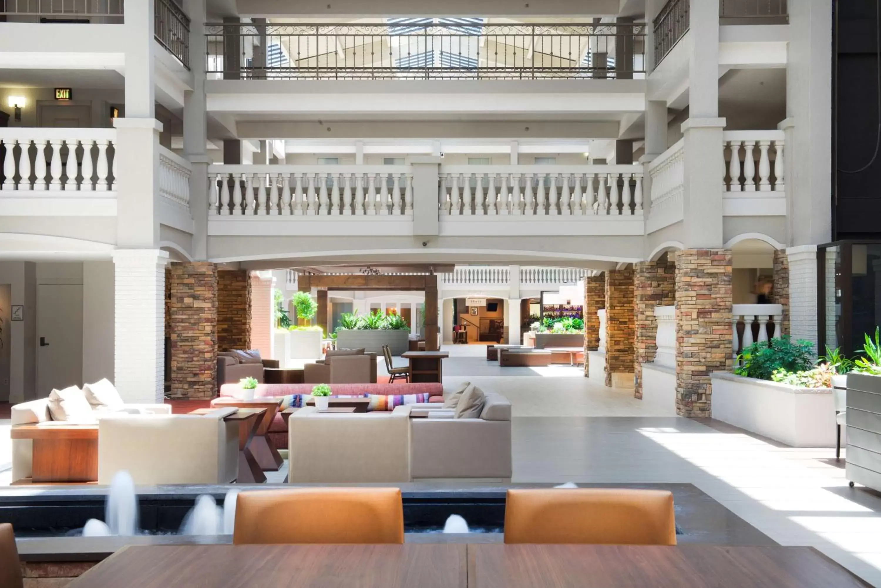 Lobby or reception, Restaurant/Places to Eat in Embassy Suites by Hilton Colorado Springs