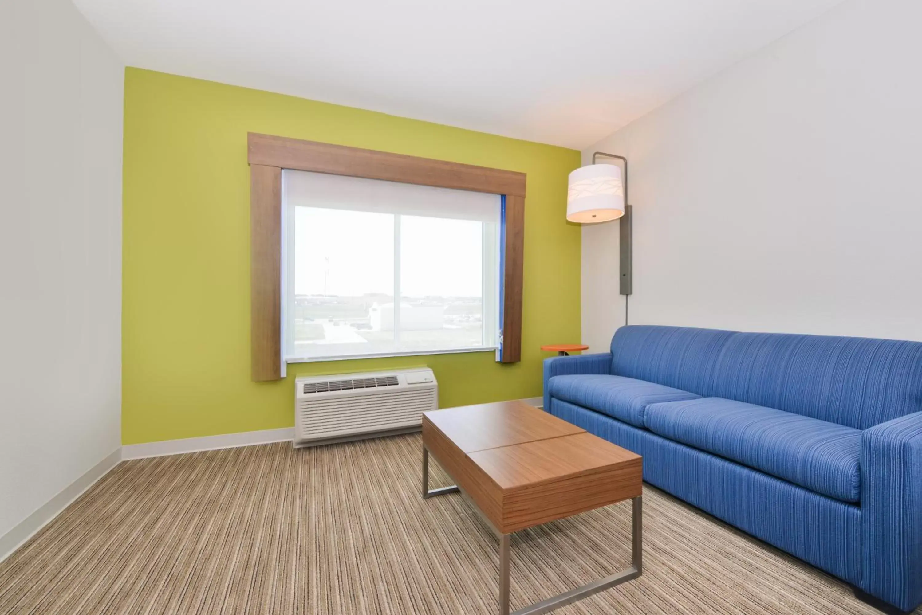 Photo of the whole room, Seating Area in Holiday Inn Express & Suites - Chadron, an IHG Hotel