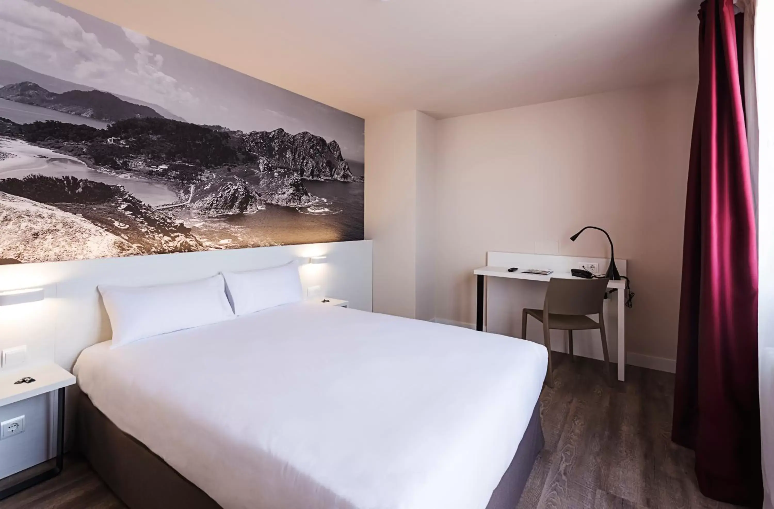 Bedroom, Bed in B&B HOTEL Vigo
