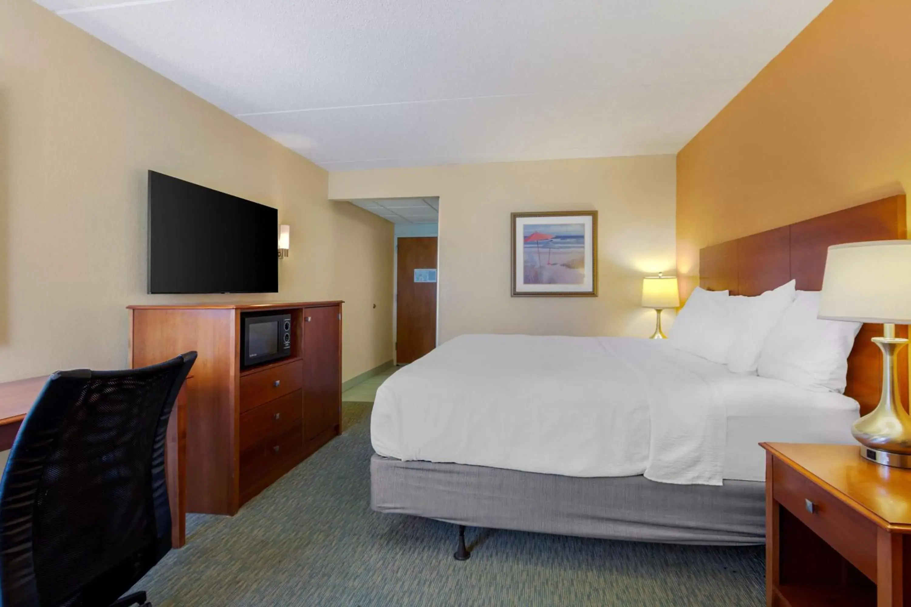 Bedroom, Bed in Best Western Plus Wilmington / Wrightsville Beach